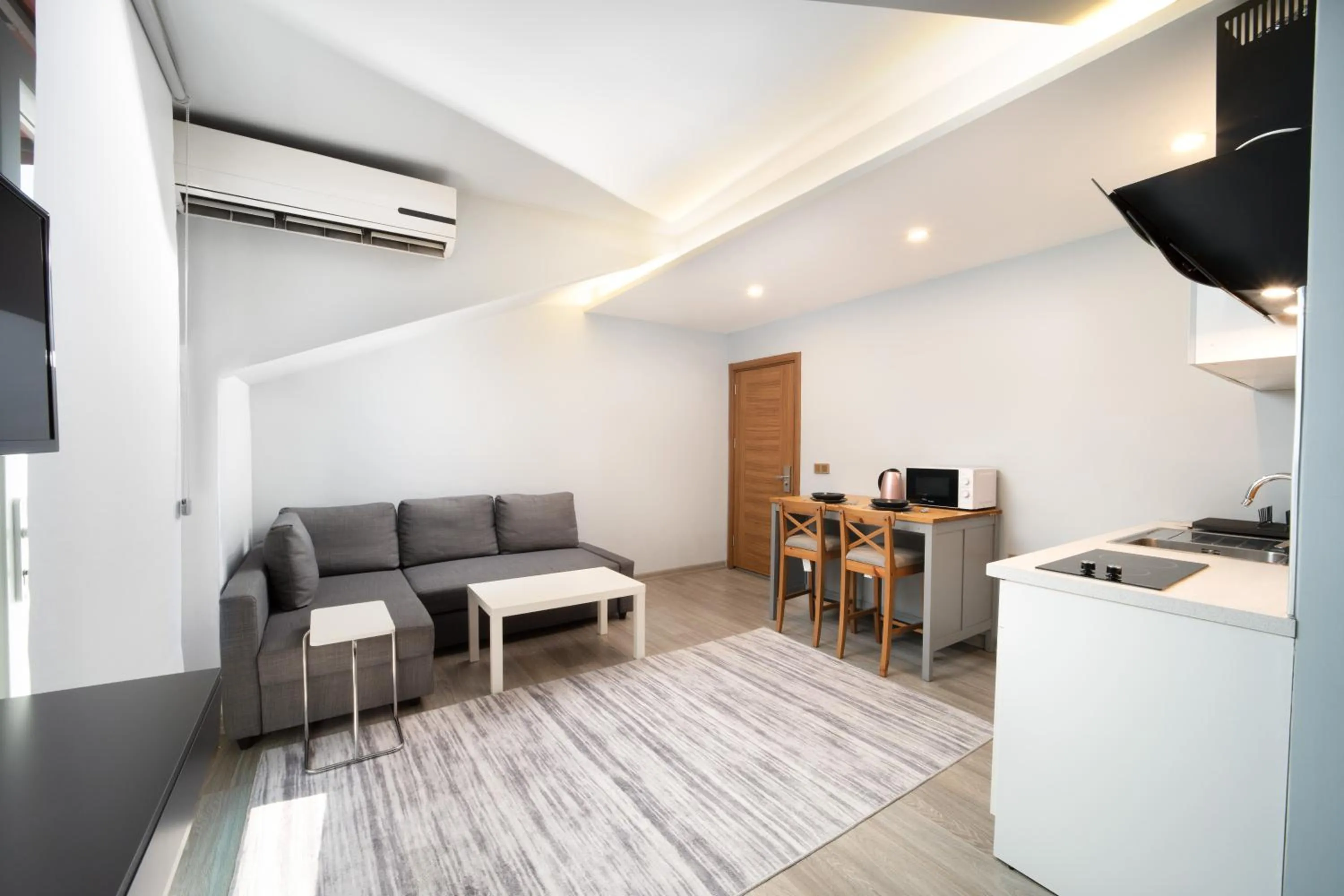 TV and multimedia in Park Çağlayan Hotel