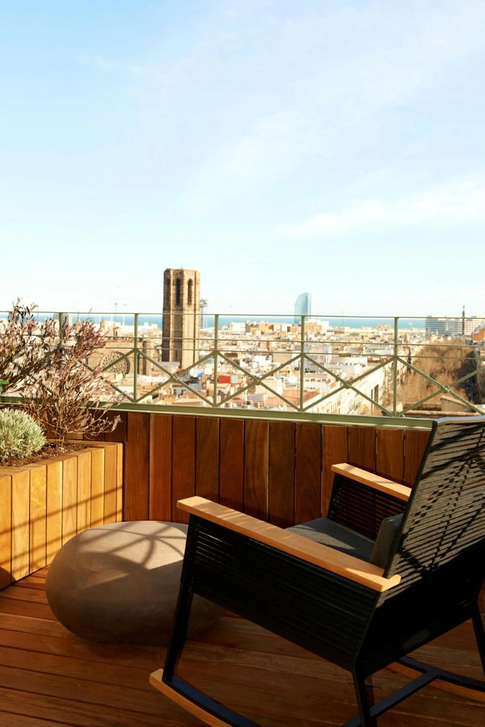 Photo of the whole room in Le Meridien Barcelona