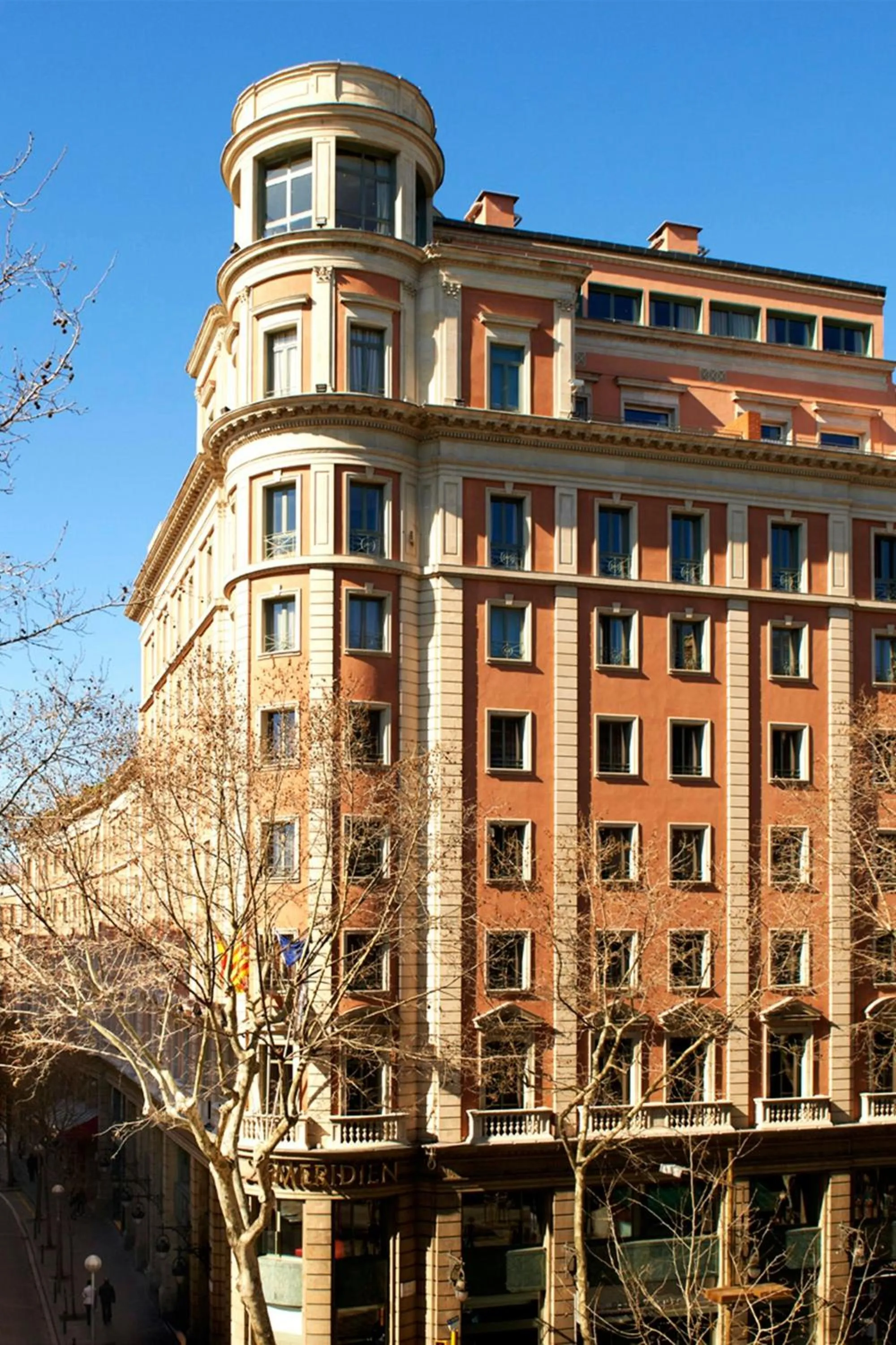 Property building in Le Meridien Barcelona
