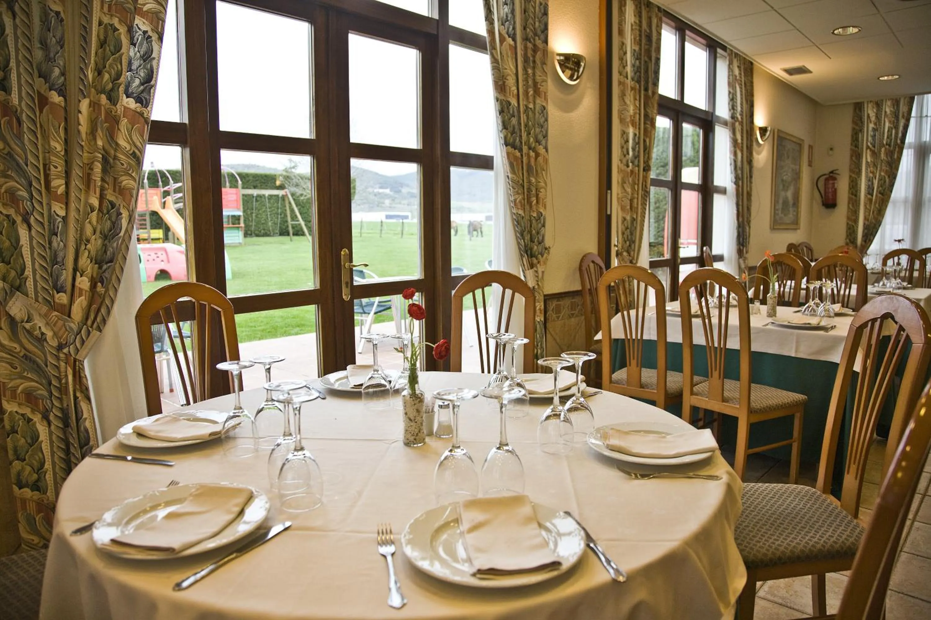 Restaurant/places to eat in Hotel Ekai