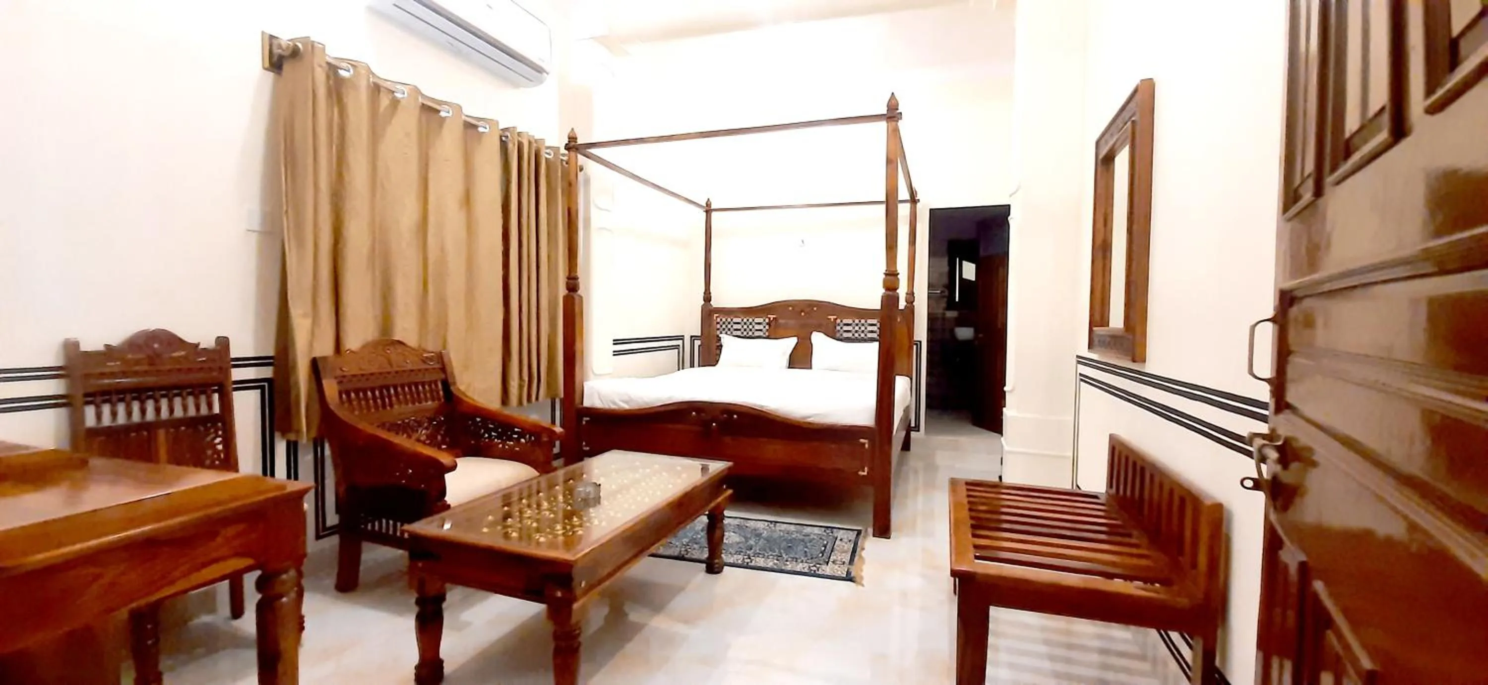 Seating area in Hotel MSD Niwas