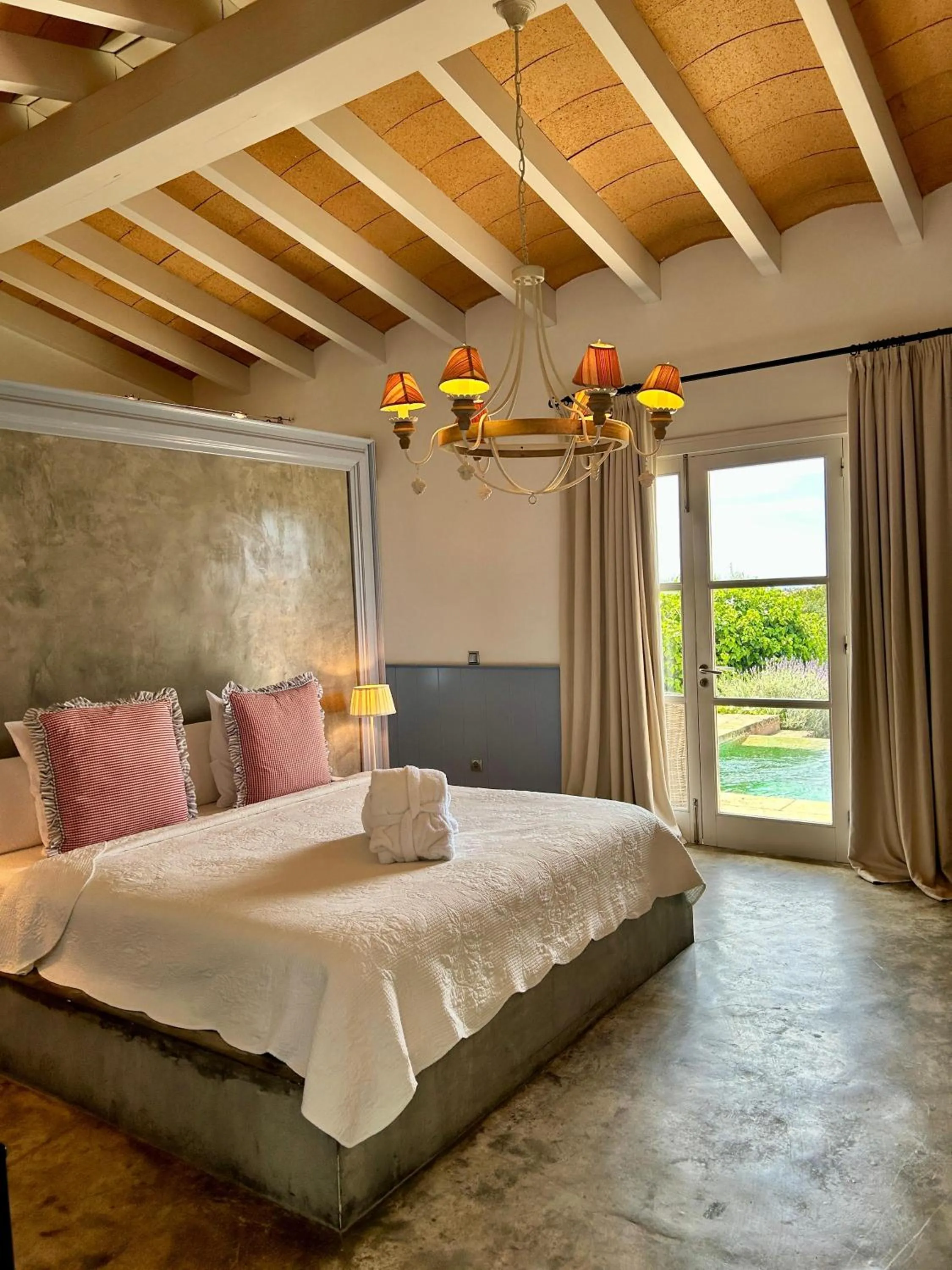 Bedroom, Bed in Finca Hotel Rural Es Turó