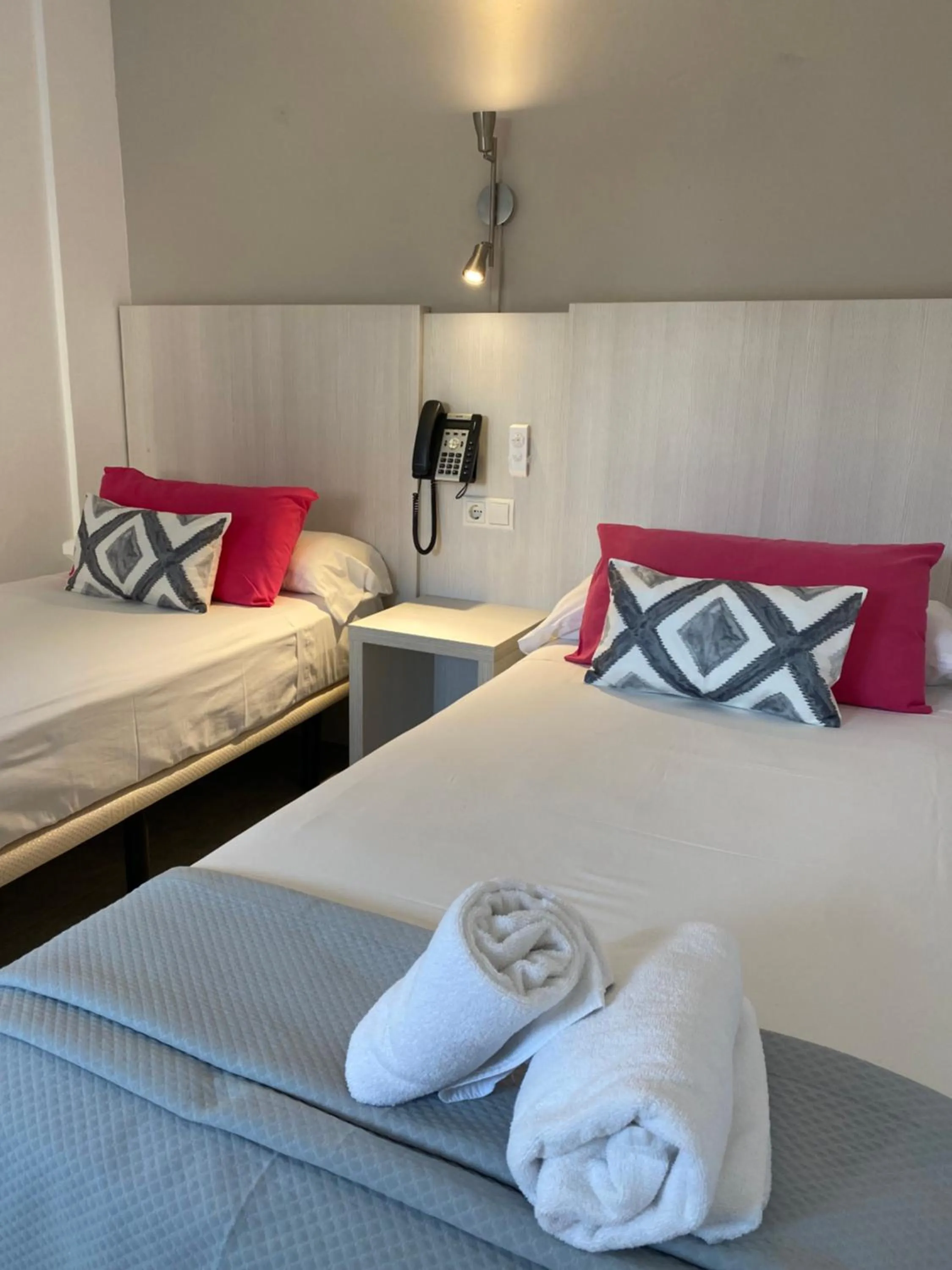 Bedroom, Bed in Hotel Apartamentos Solimar