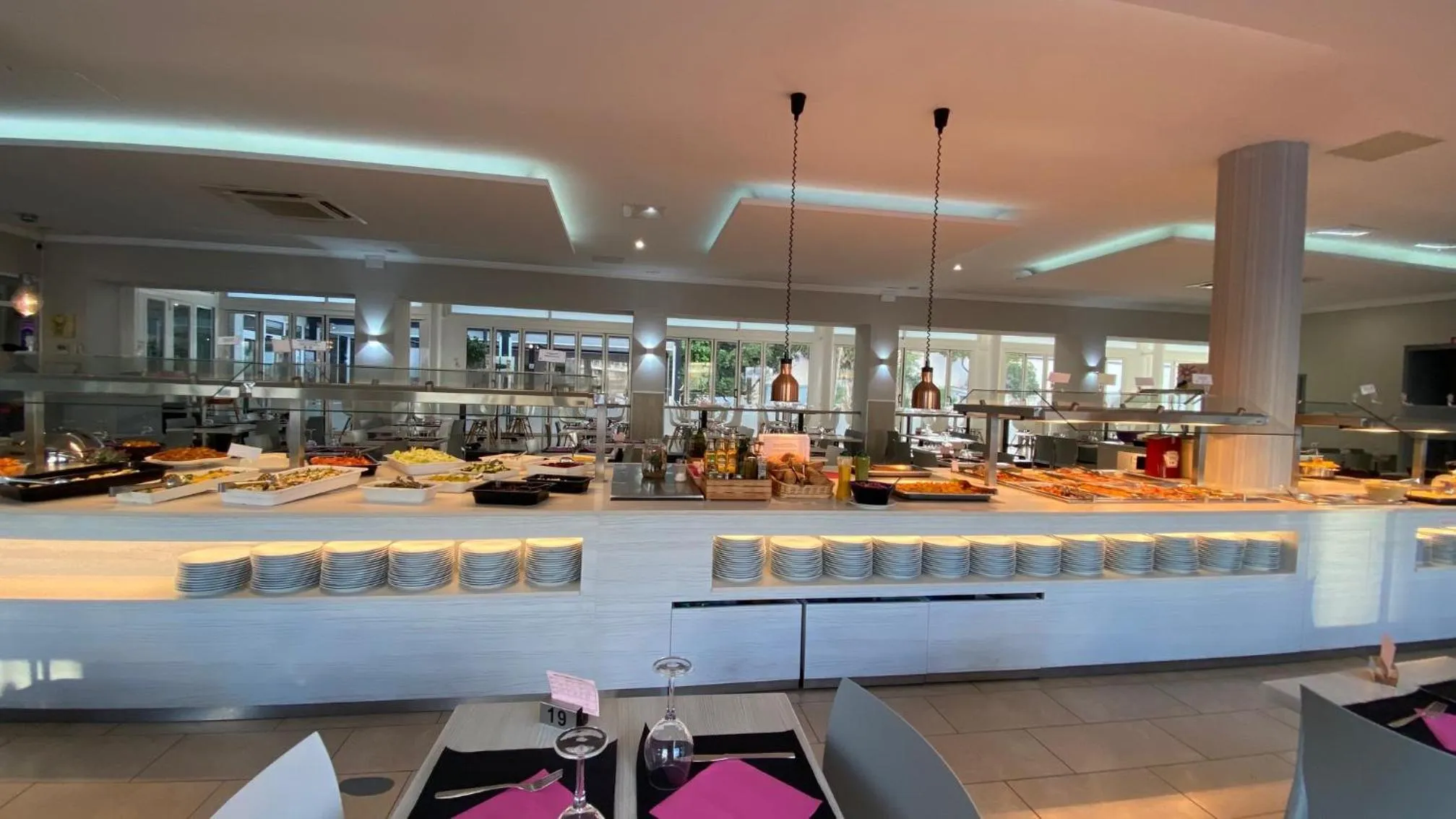 Restaurant/places to eat in Hotel Apartamentos Solimar