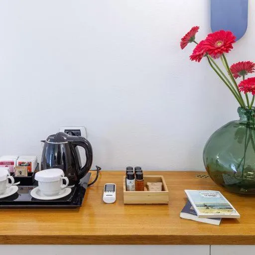 Coffee/tea facilities in Riva di Palo Beach Hotel