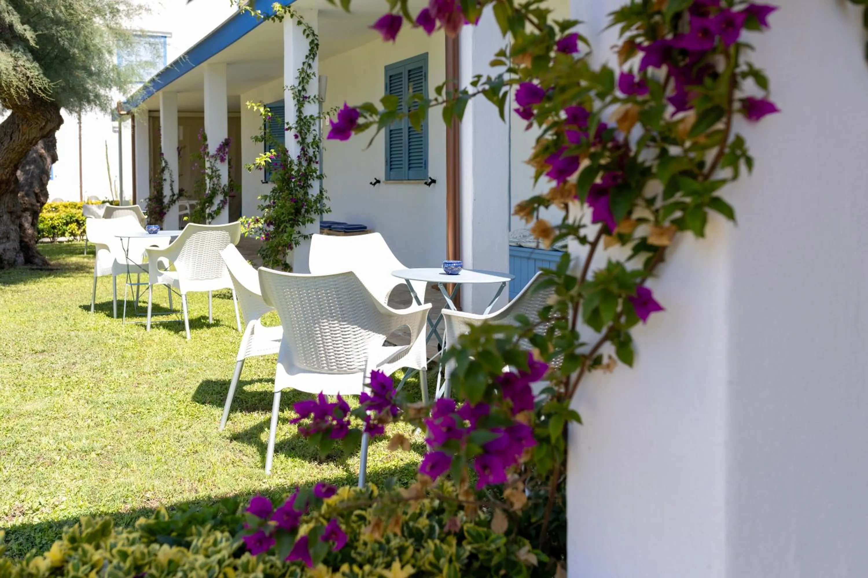 Property building in Riva di Palo Beach Hotel