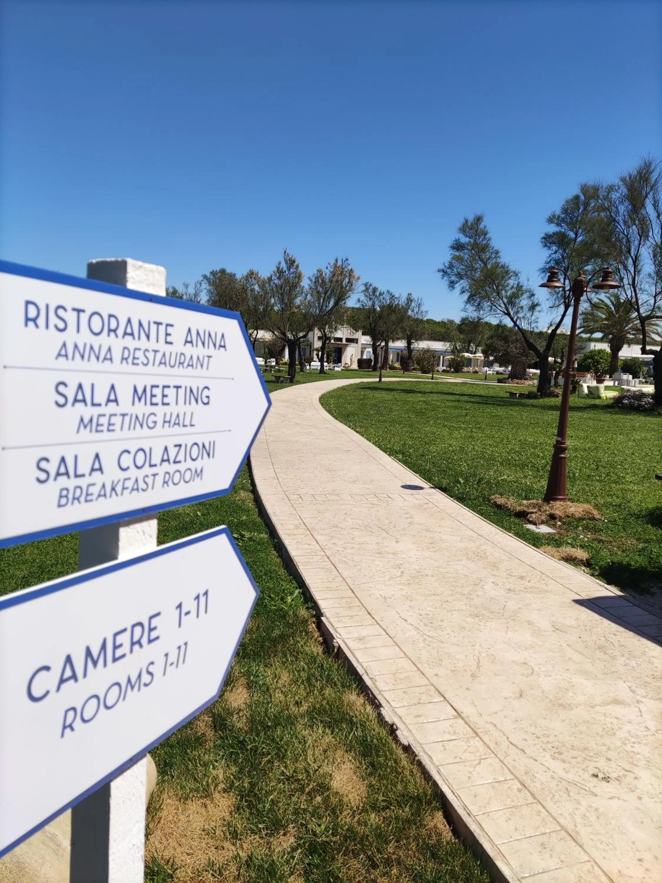 Day in Riva di Palo Beach Hotel