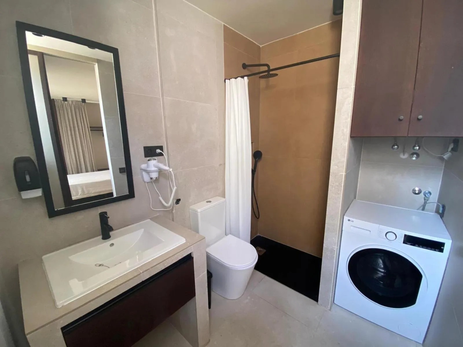 Shower in Apartamentos Playazul