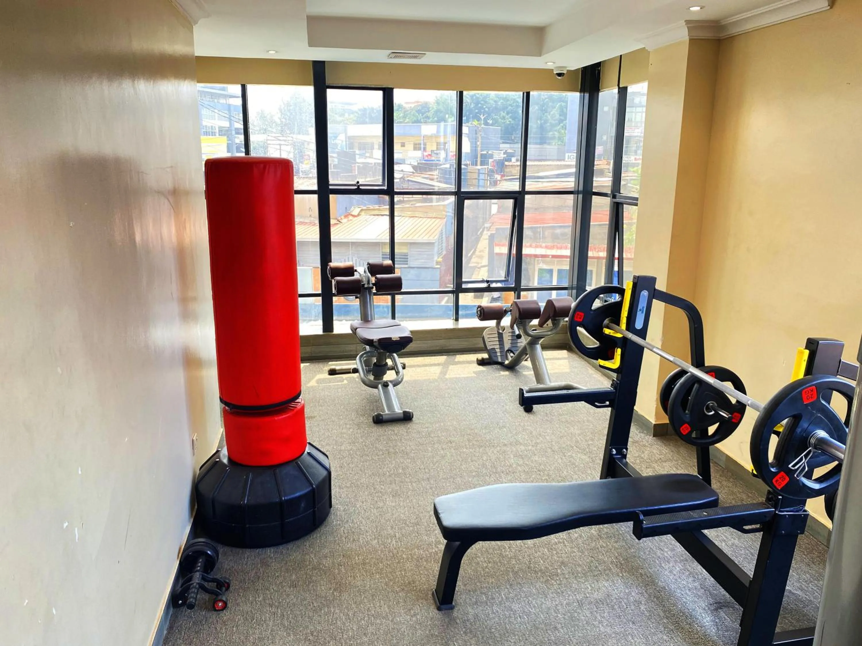 Fitness centre/facilities in Urban Park Suites Hotel