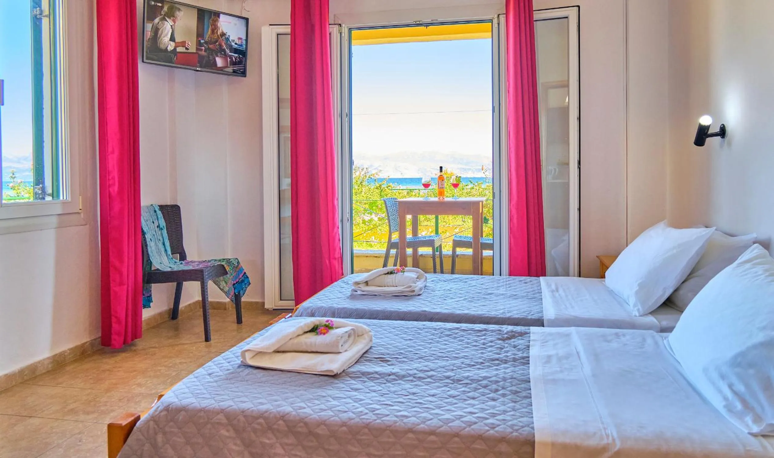 Bed in Nikos Kalamaki Corfu