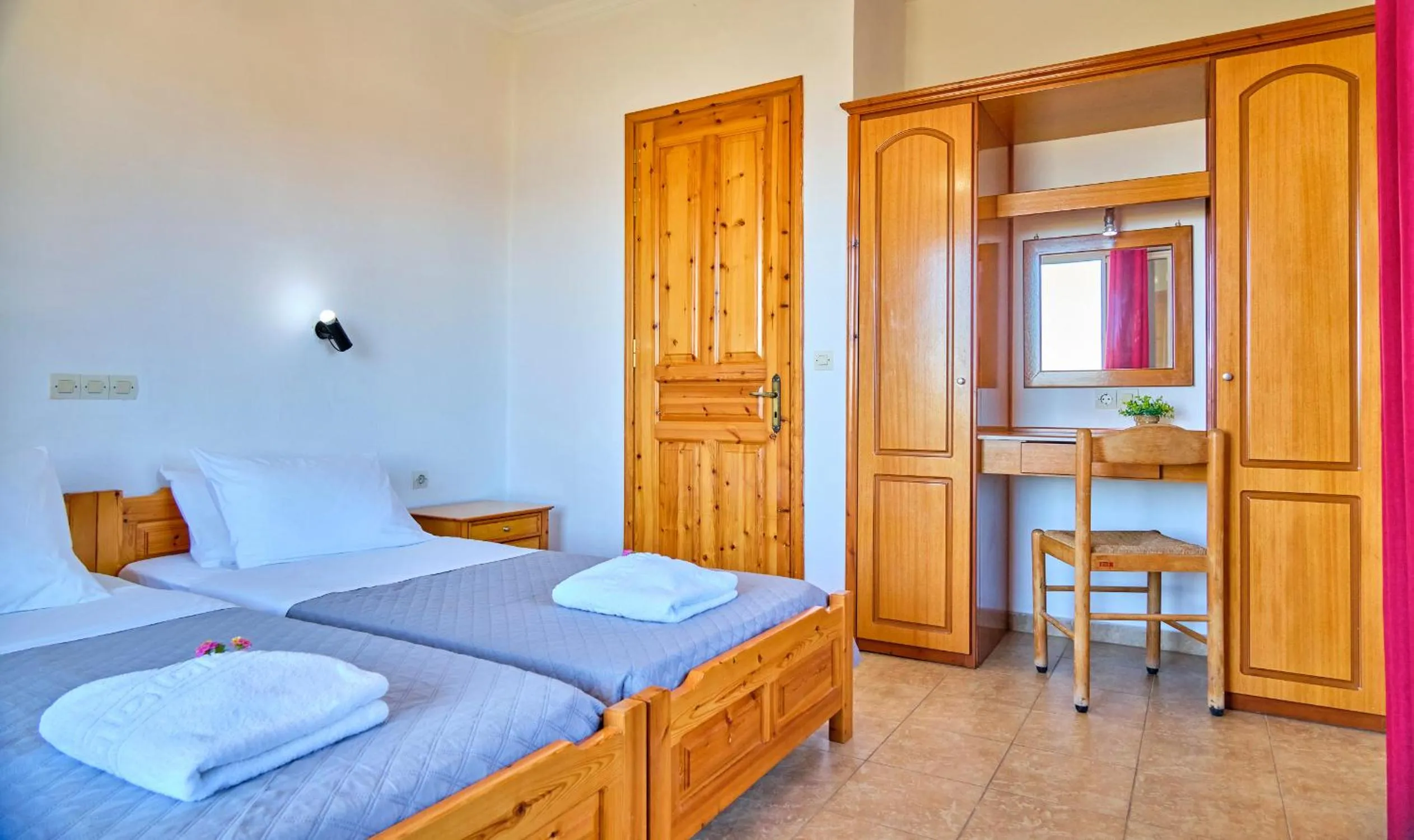 Bed in Nikos Kalamaki Corfu