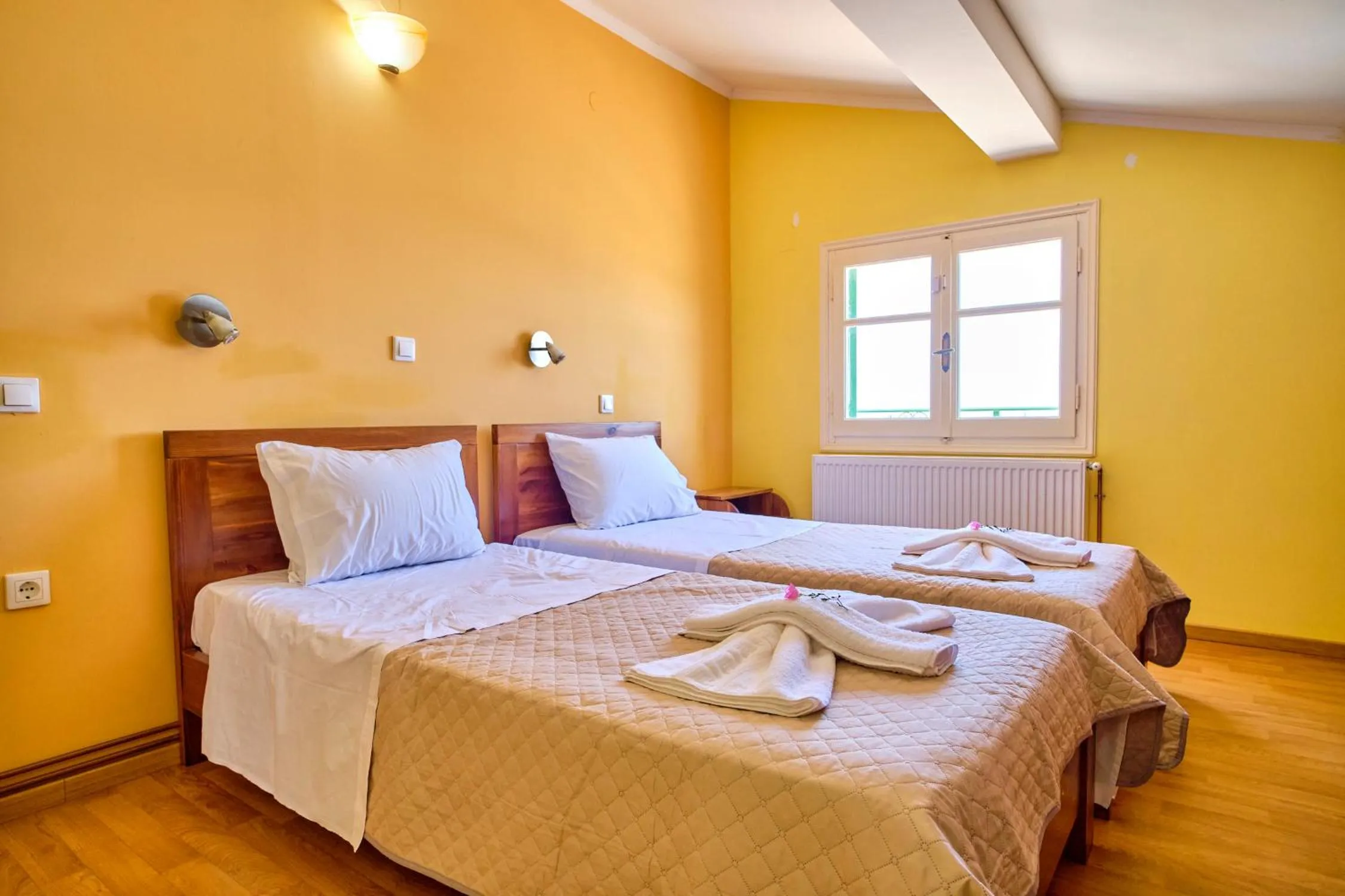 Bed in Nikos Kalamaki Corfu