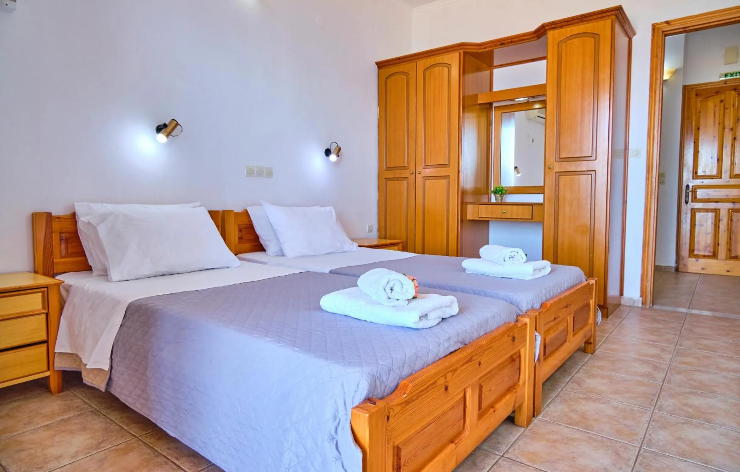 Bed in Nikos Kalamaki Corfu