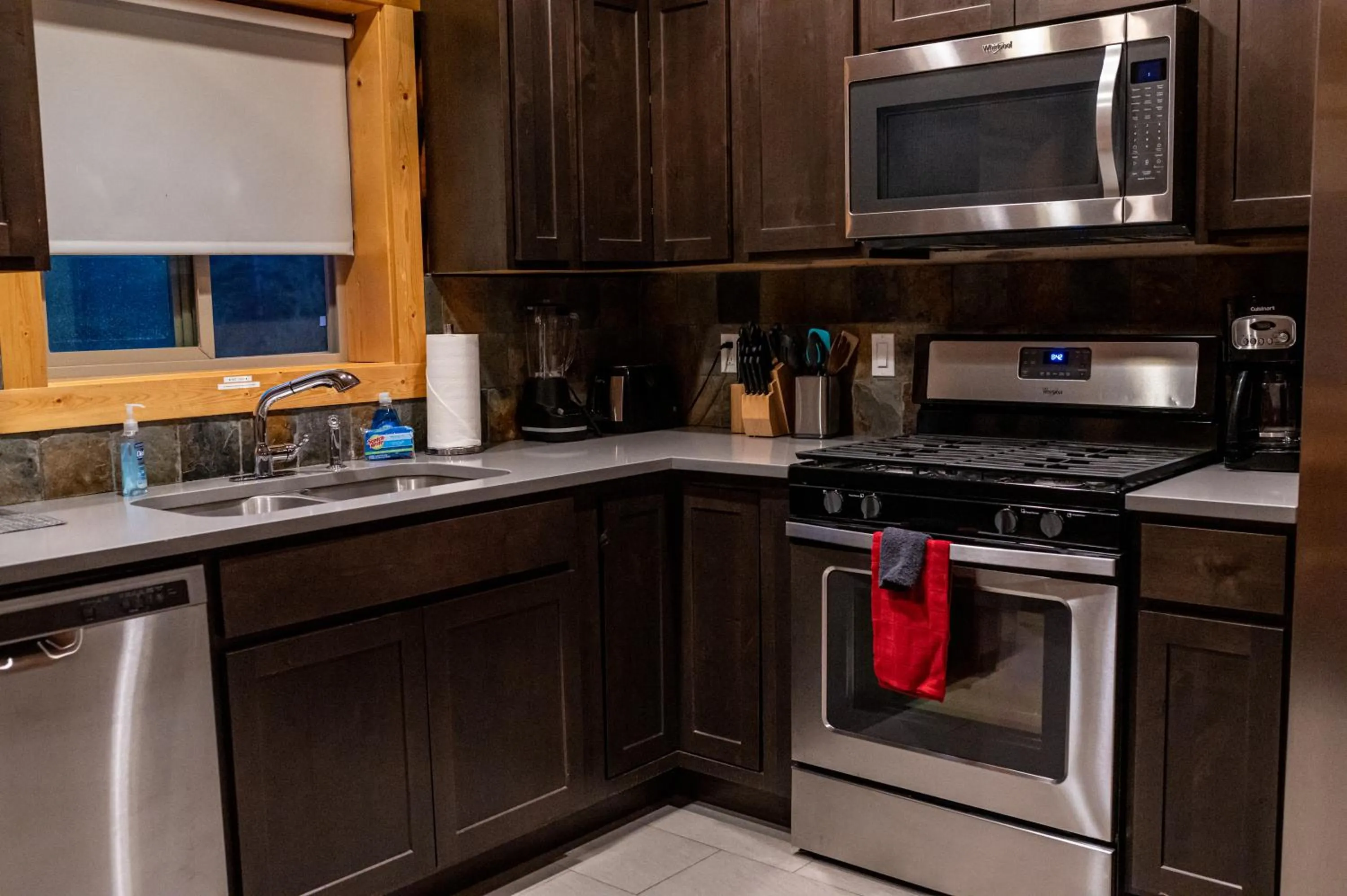 Kitchen or kitchenette in North Haven Campground