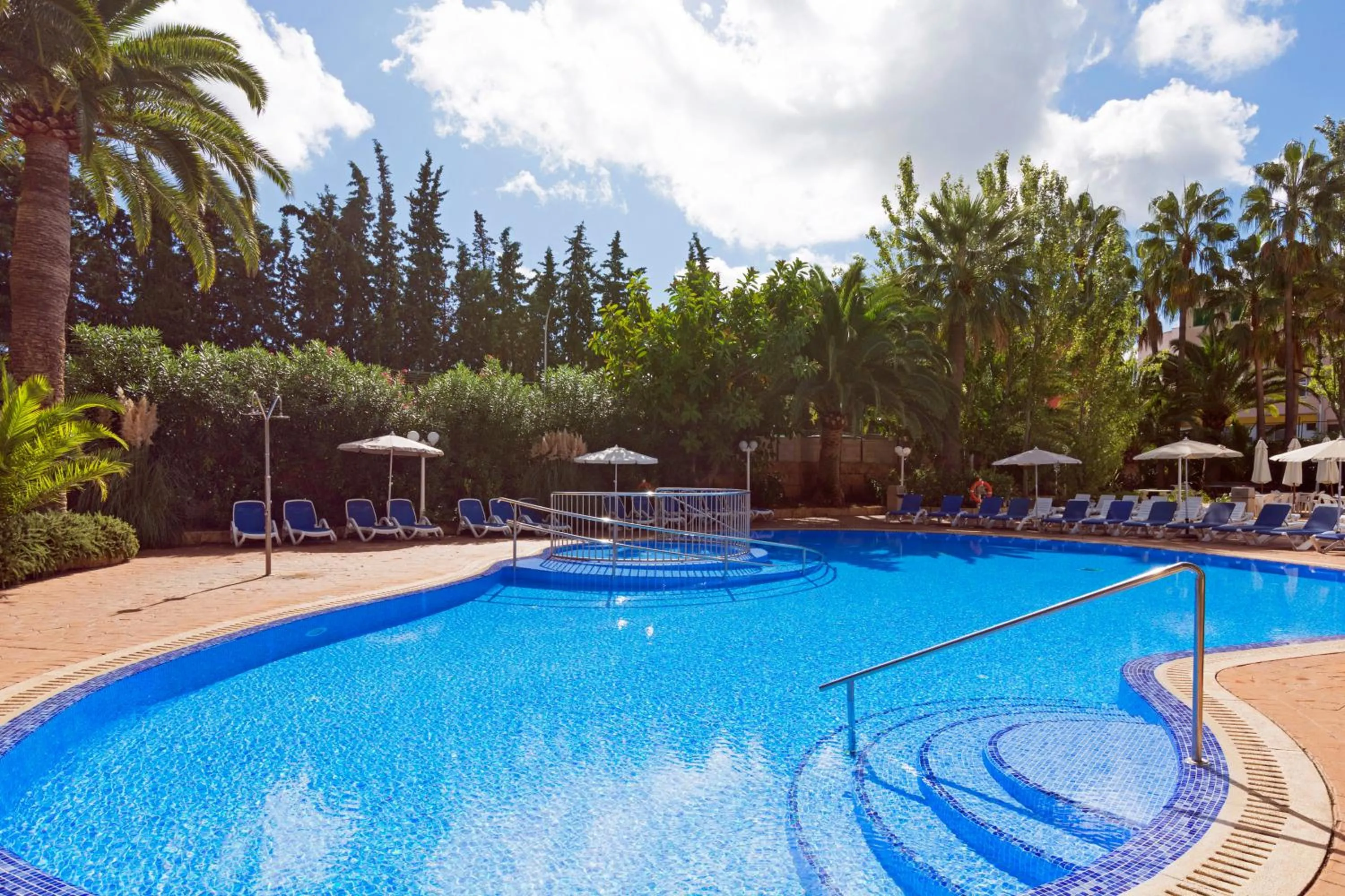 Garden in HSM Don Juan