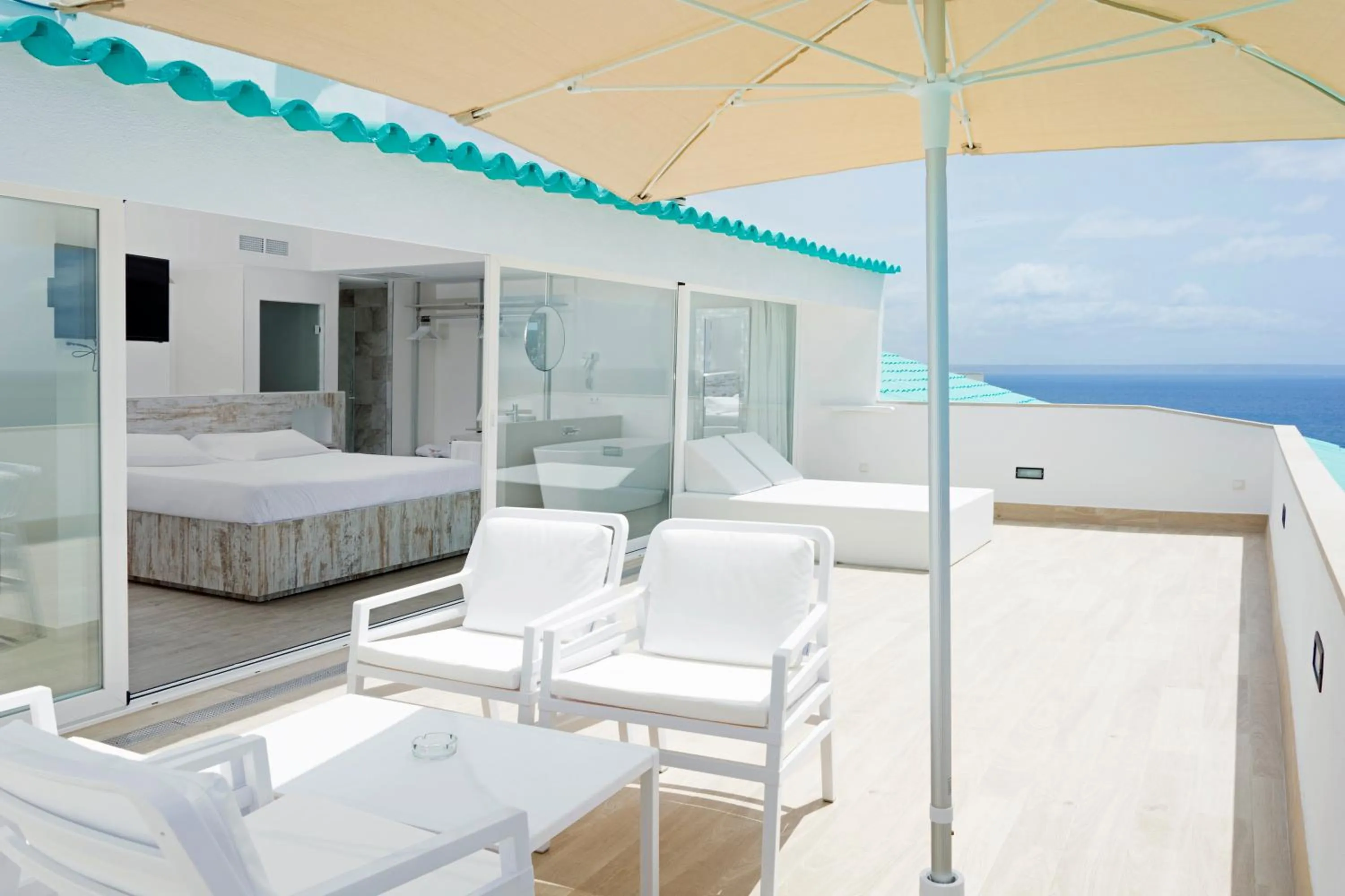 Balcony/Terrace, Bed in HSM Sandalo Beach