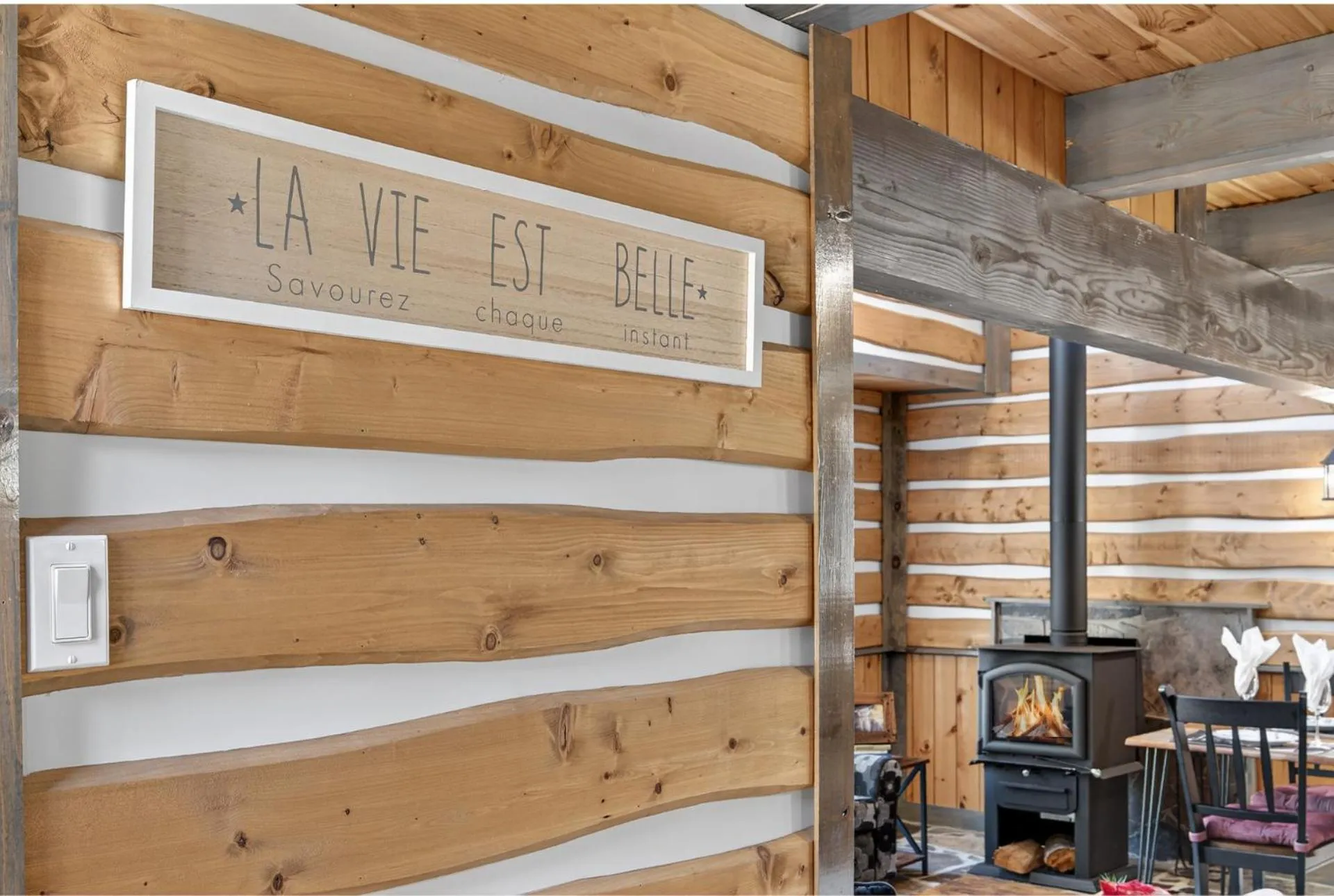 Domaine Rivière Sacacomie Chalets et Bed and Breakfast -Manoir Canergie