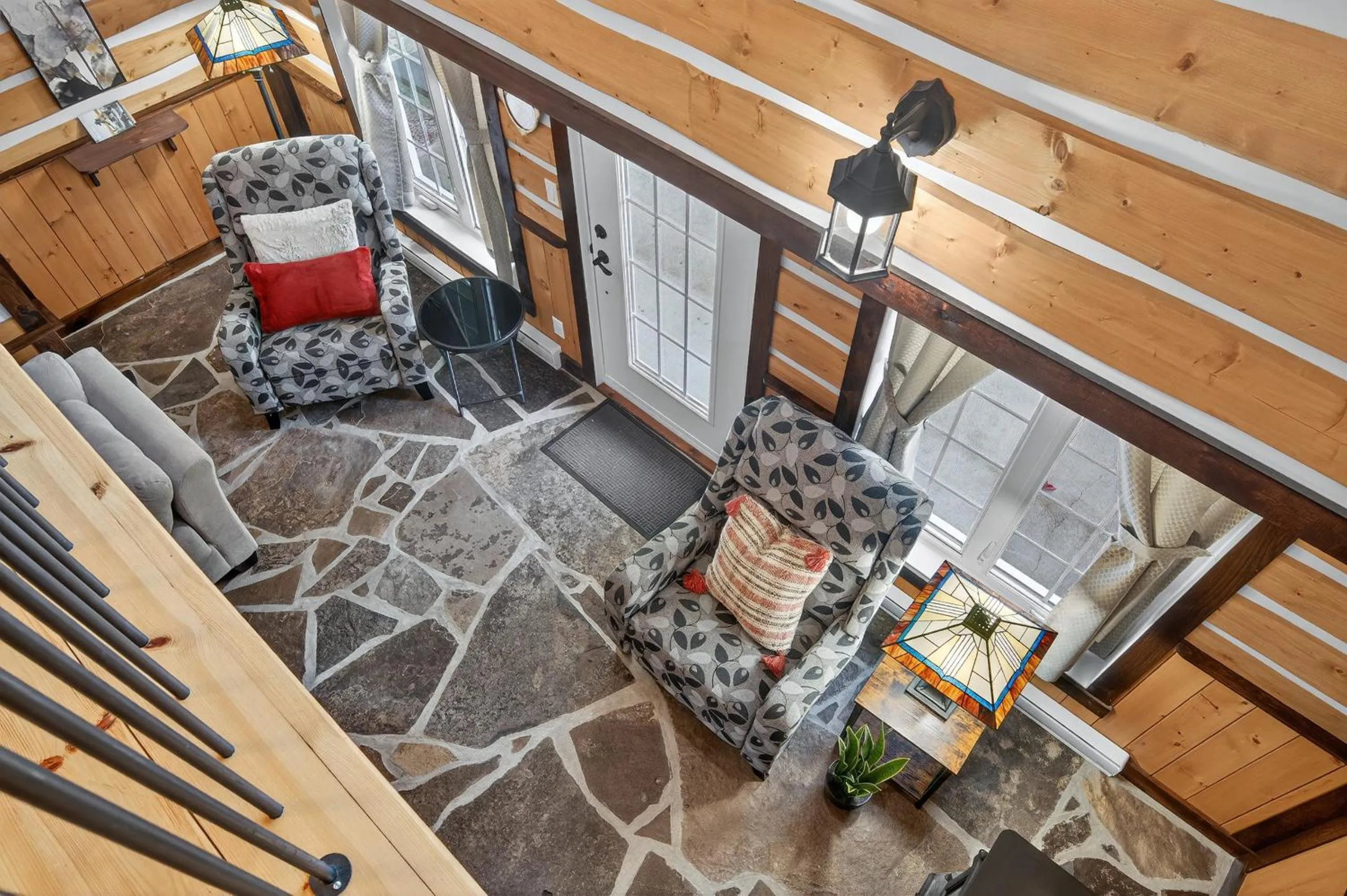 Domaine Rivière Sacacomie Chalets et Bed and Breakfast -Manoir Canergie