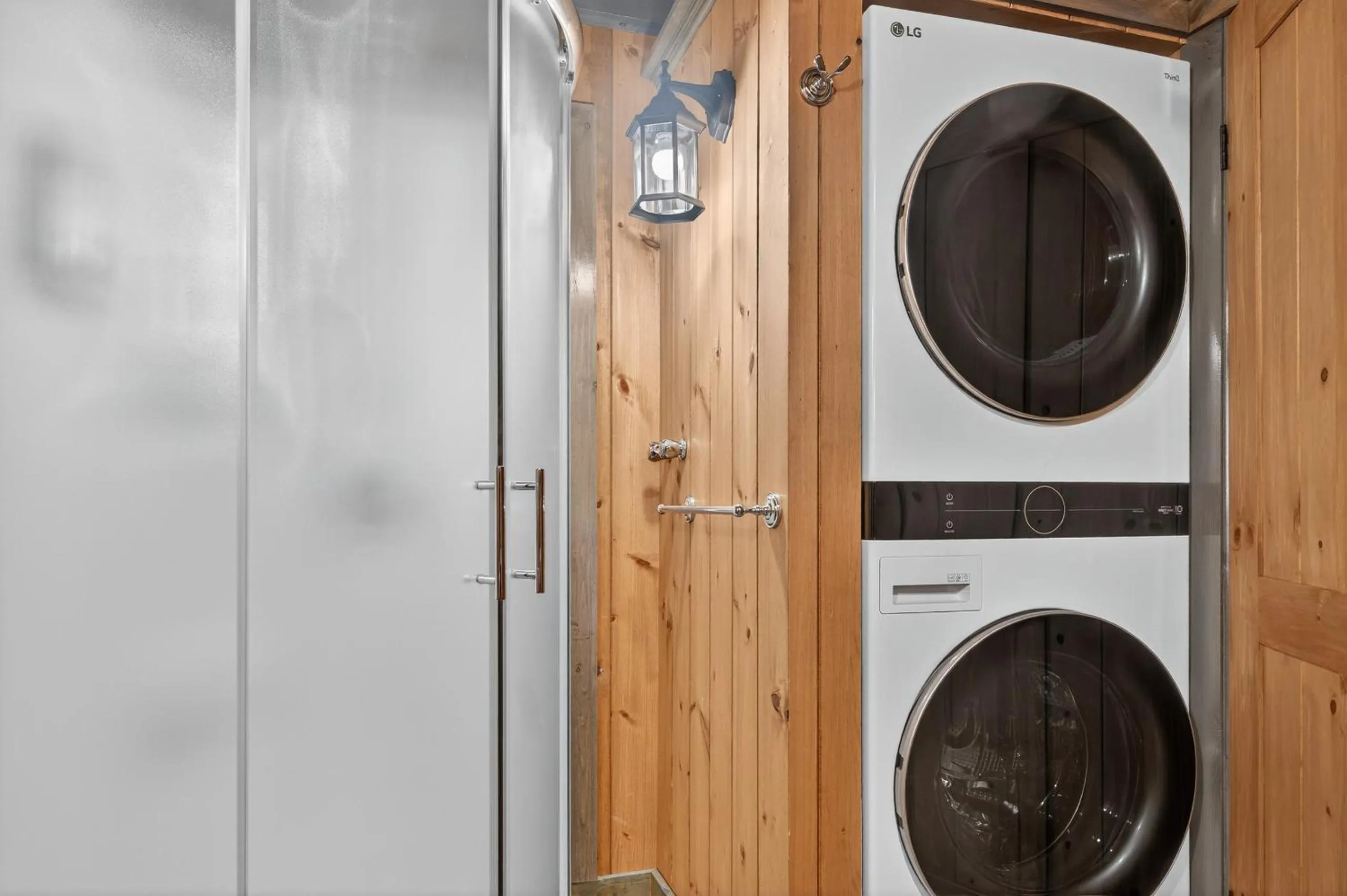 Domaine Rivière Sacacomie Chalets et Bed and Breakfast -Manoir Canergie