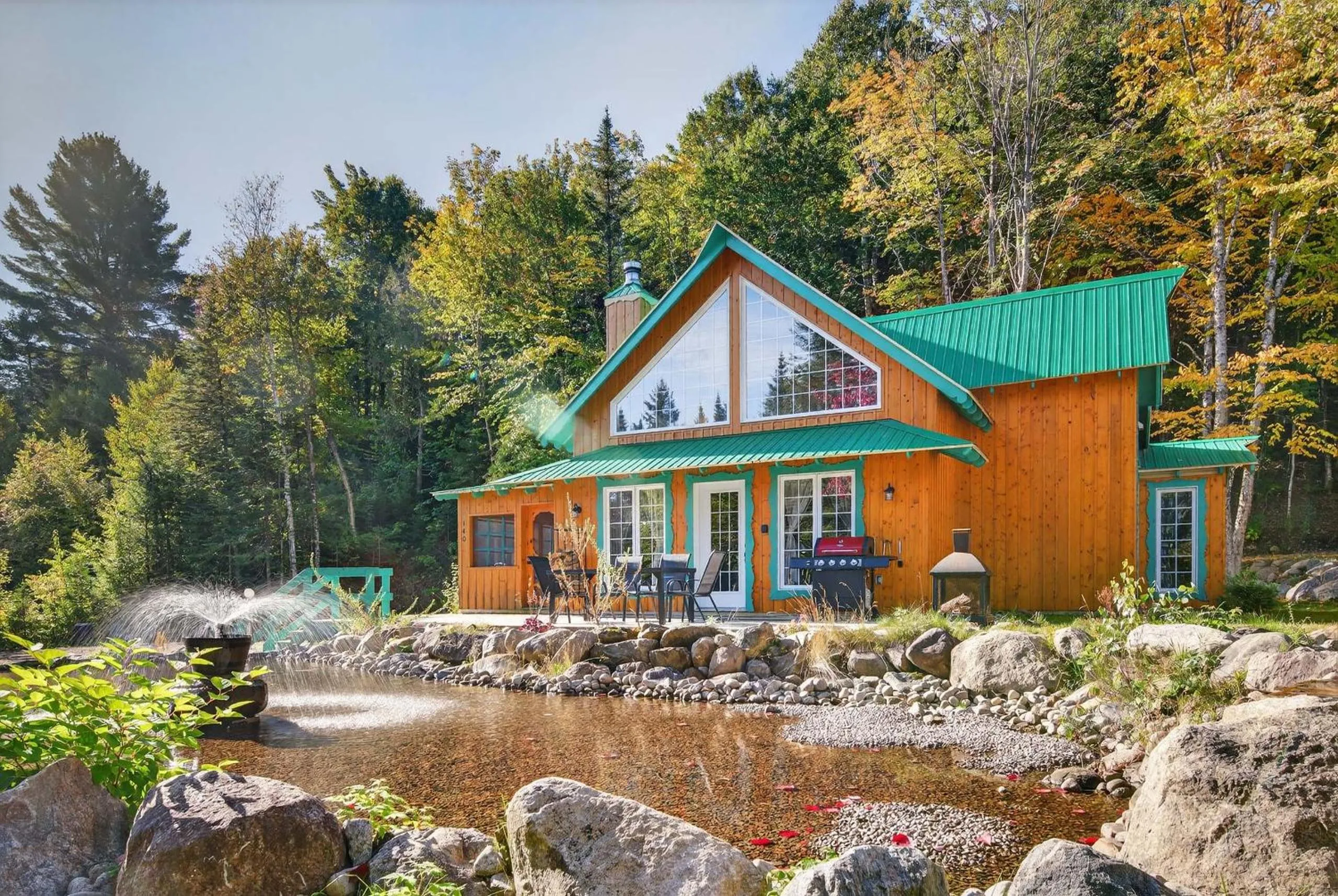 Domaine Rivière Sacacomie Chalets et Bed and Breakfast -Manoir Canergie