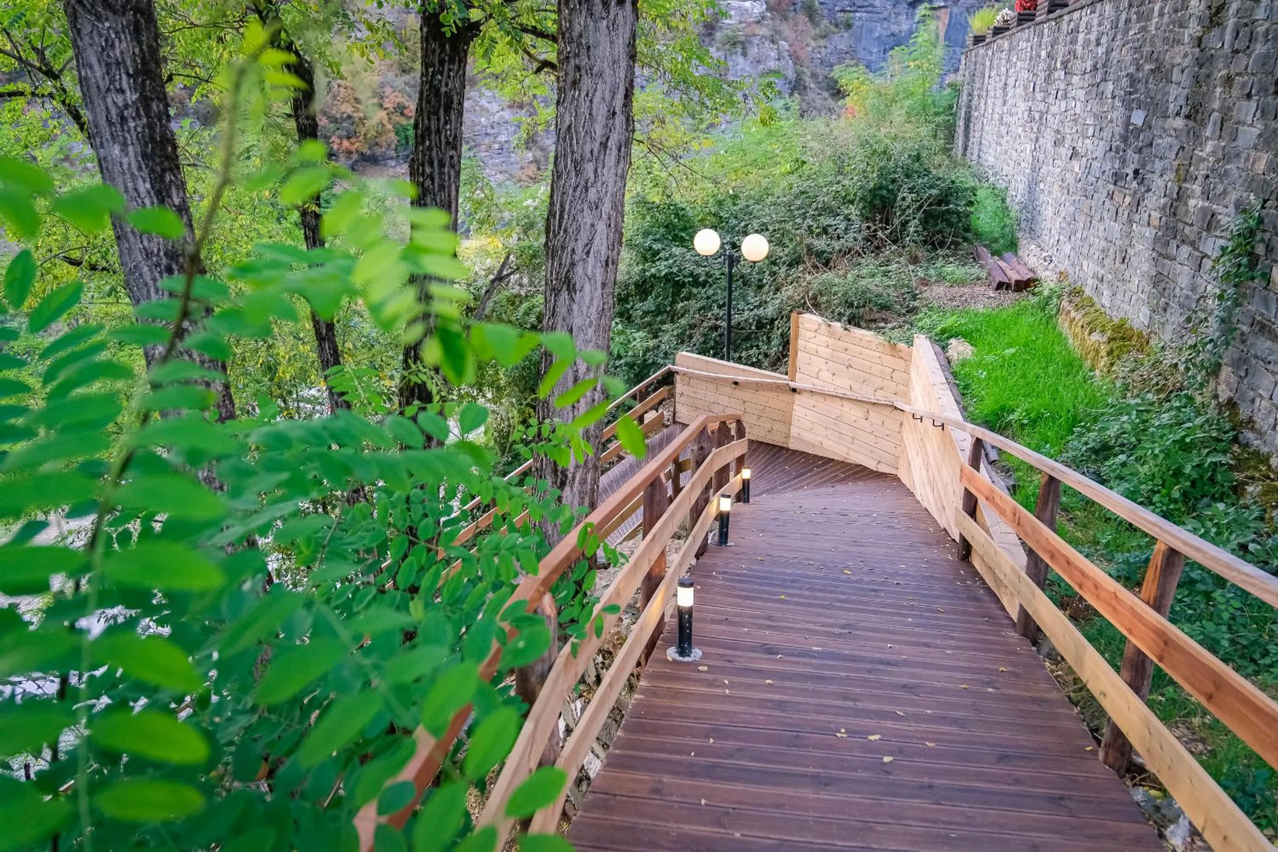 acessibility in Kipi Mountain Resort