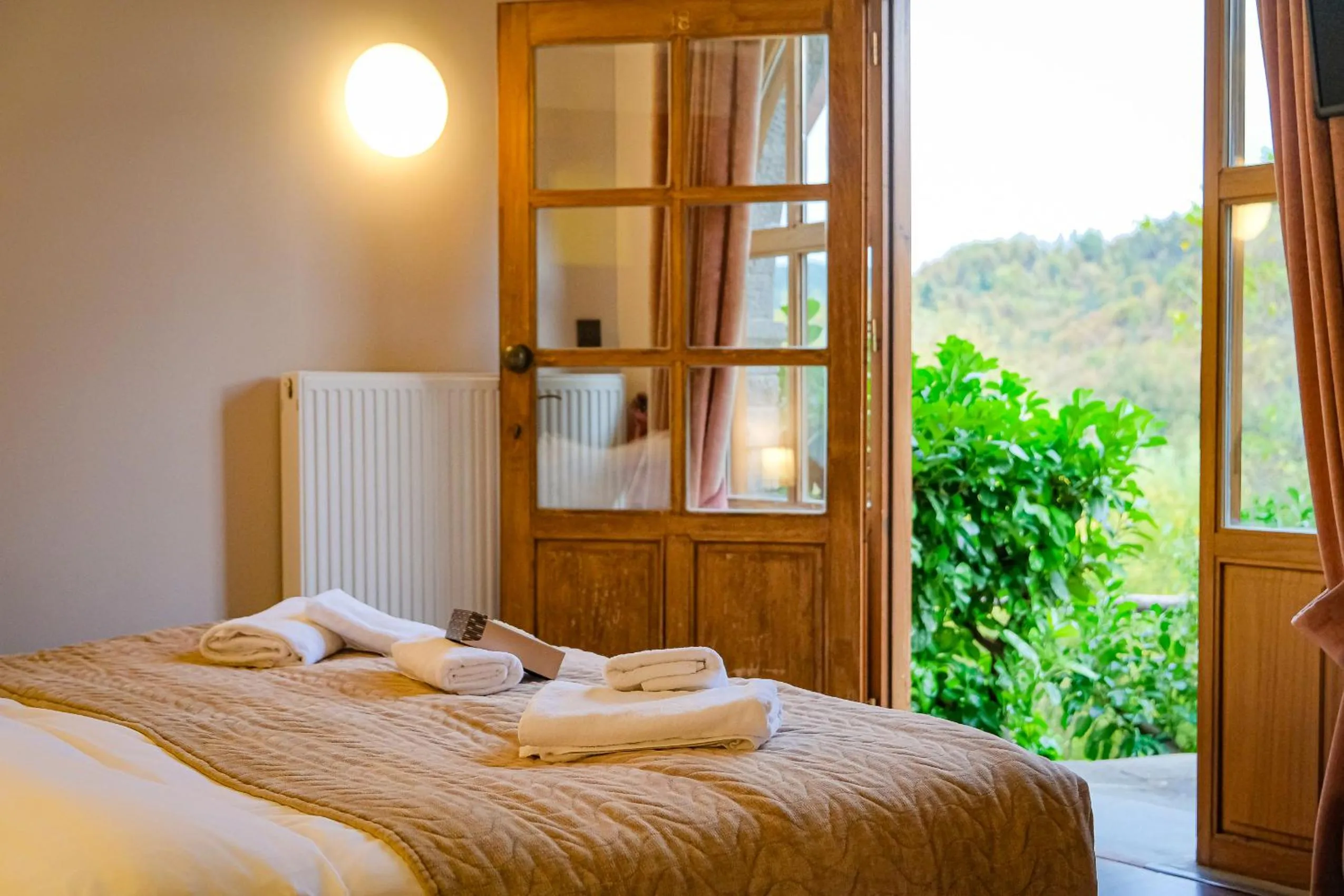 Bed in Kipi Mountain Resort