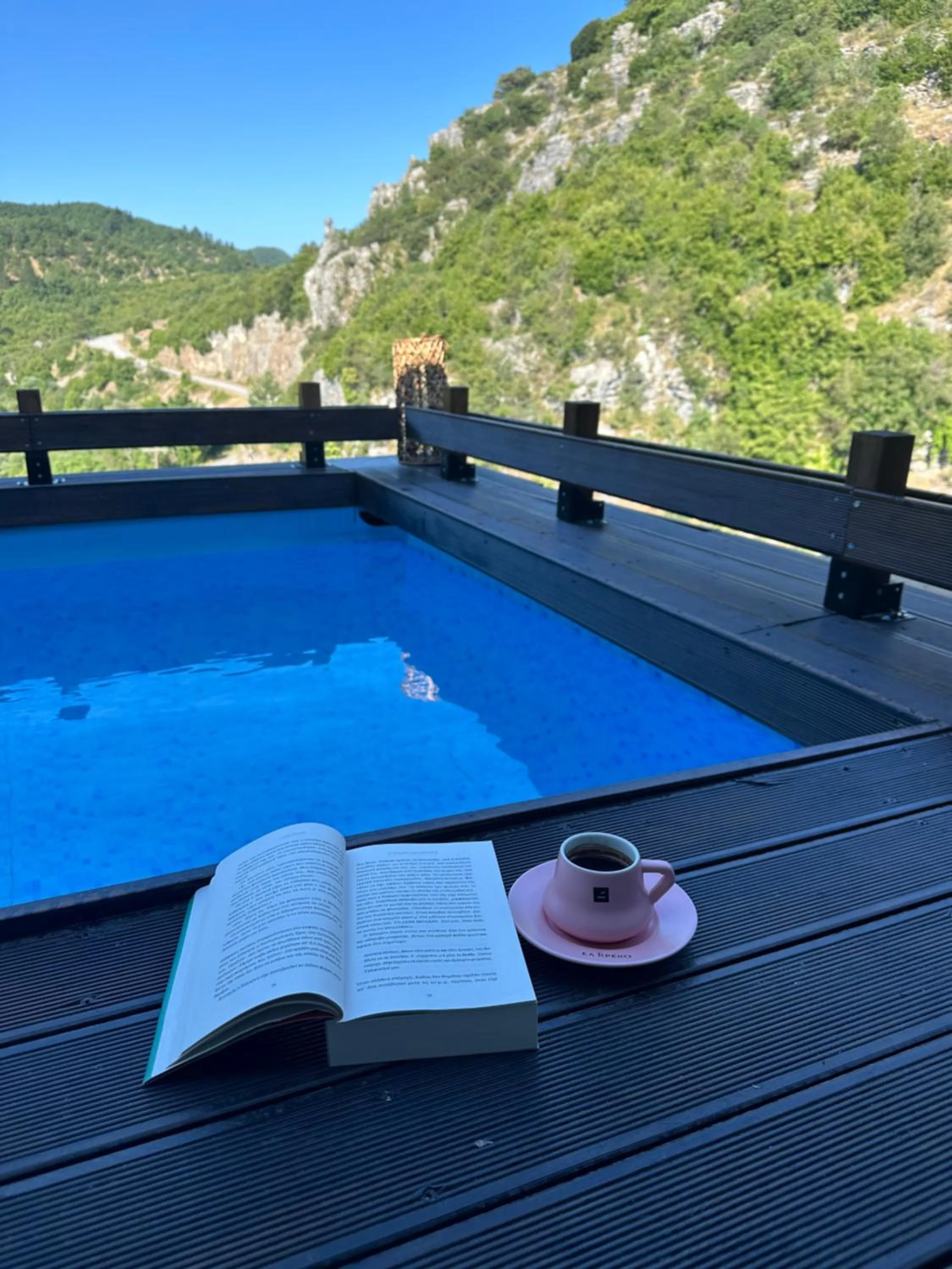 Swimming pool in Kipi Mountain Resort