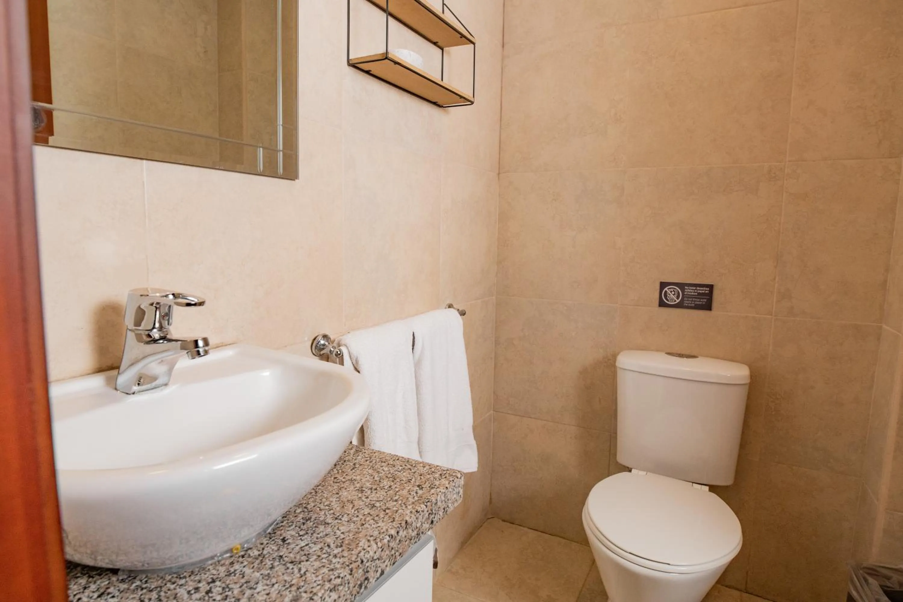 Bathroom in Santa Lucia Suites - Barranco