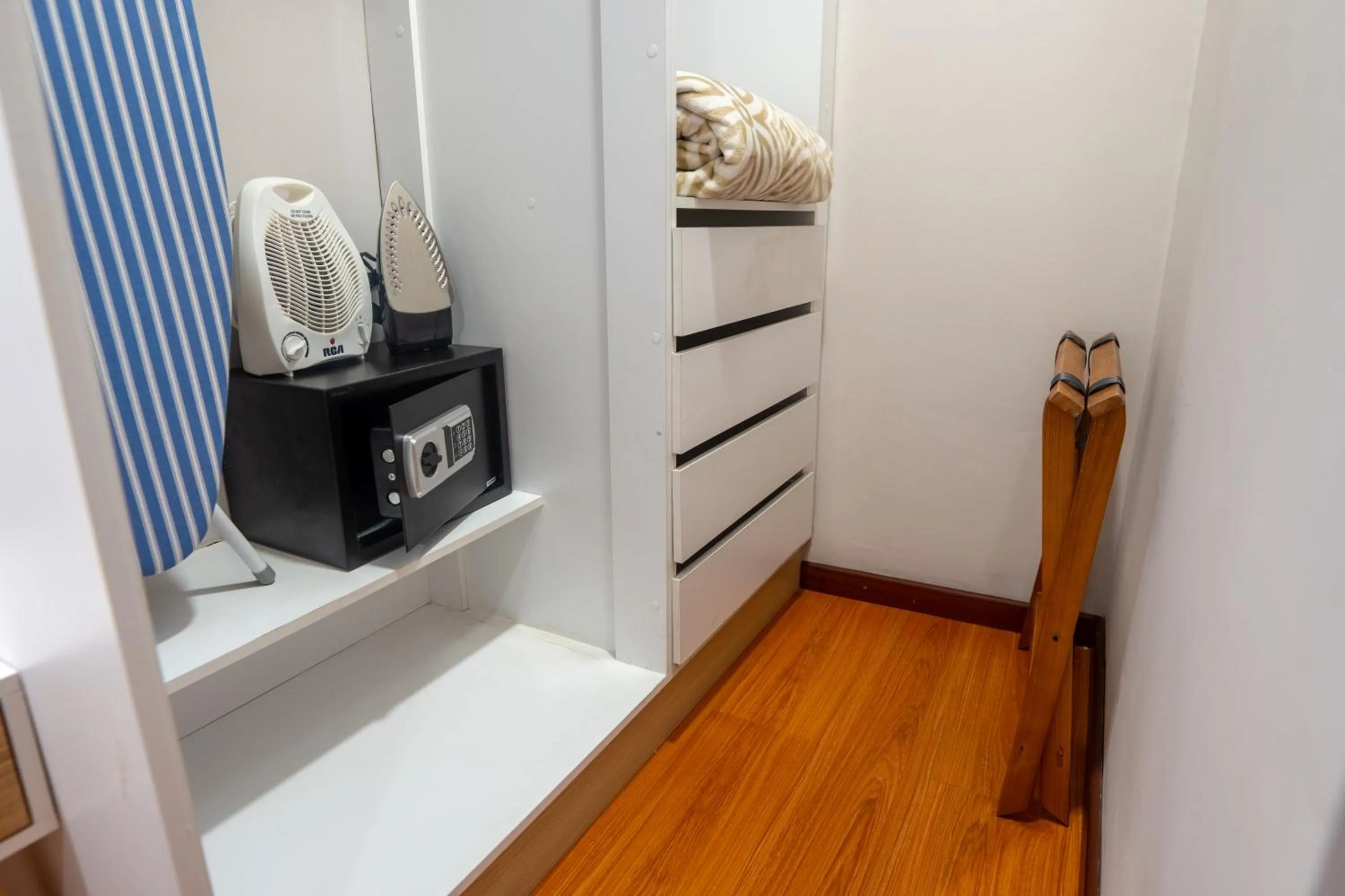 Photo of the whole room in Santa Lucia Suites - Barranco