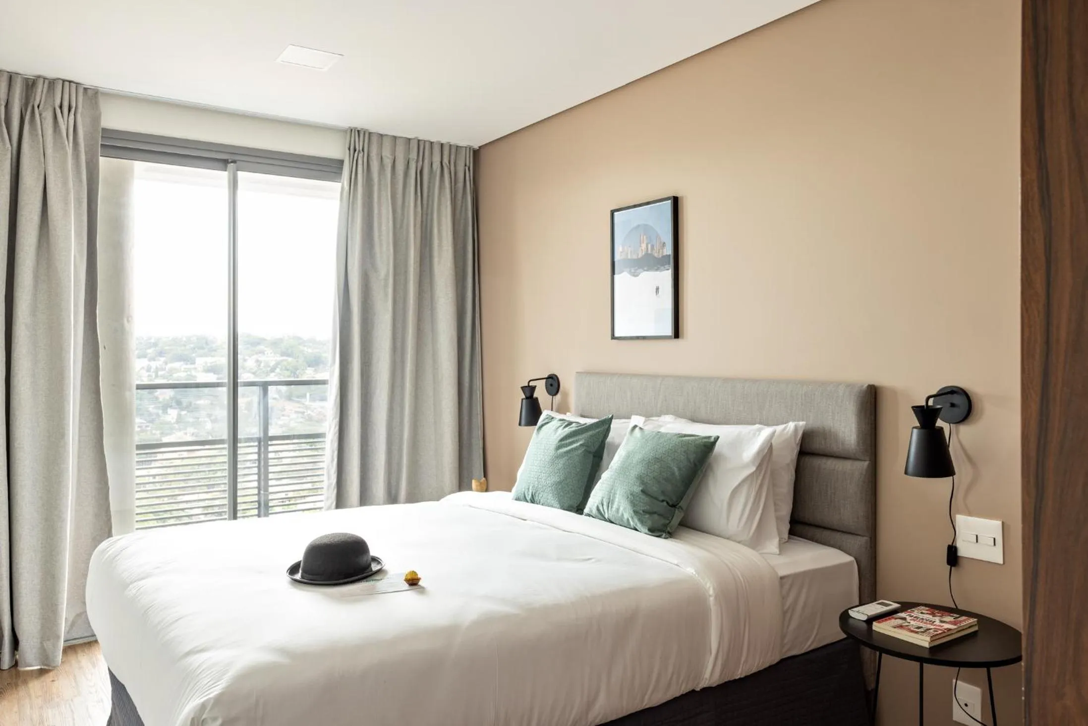 Bed in Charlie Jockey Pinheiros