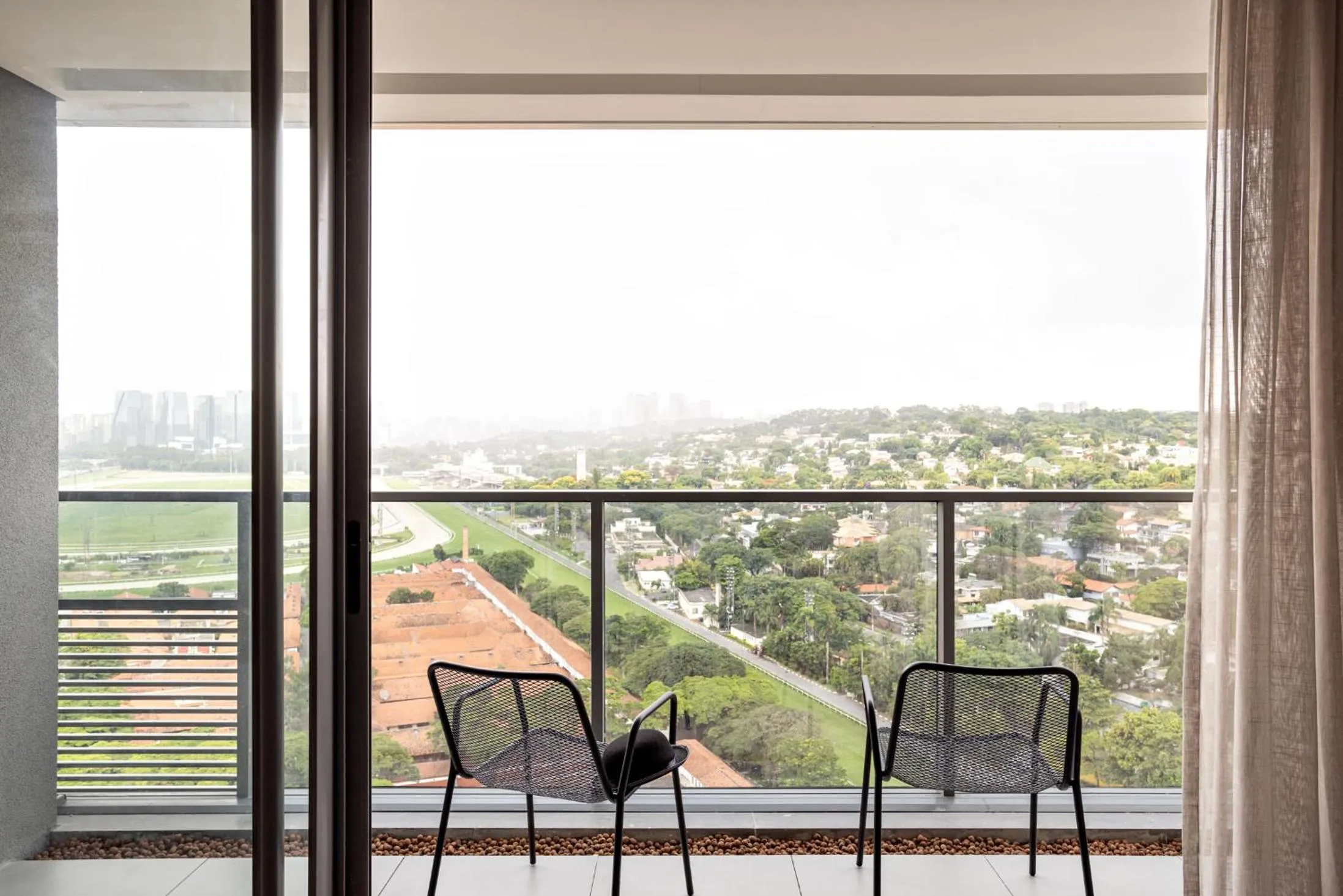 Balcony/Terrace in Charlie Jockey Pinheiros