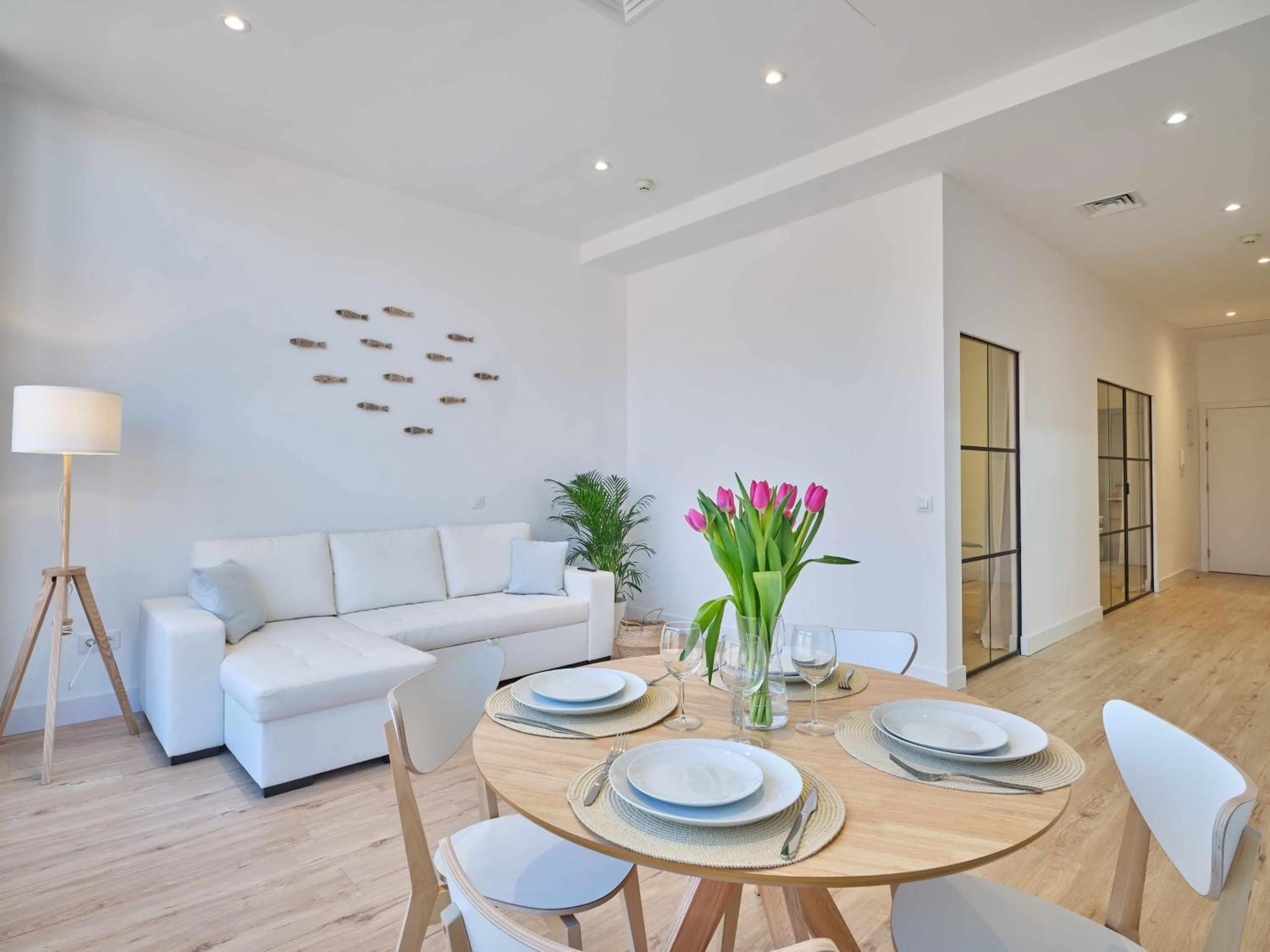 Dining area in Paseo Suites Hotel