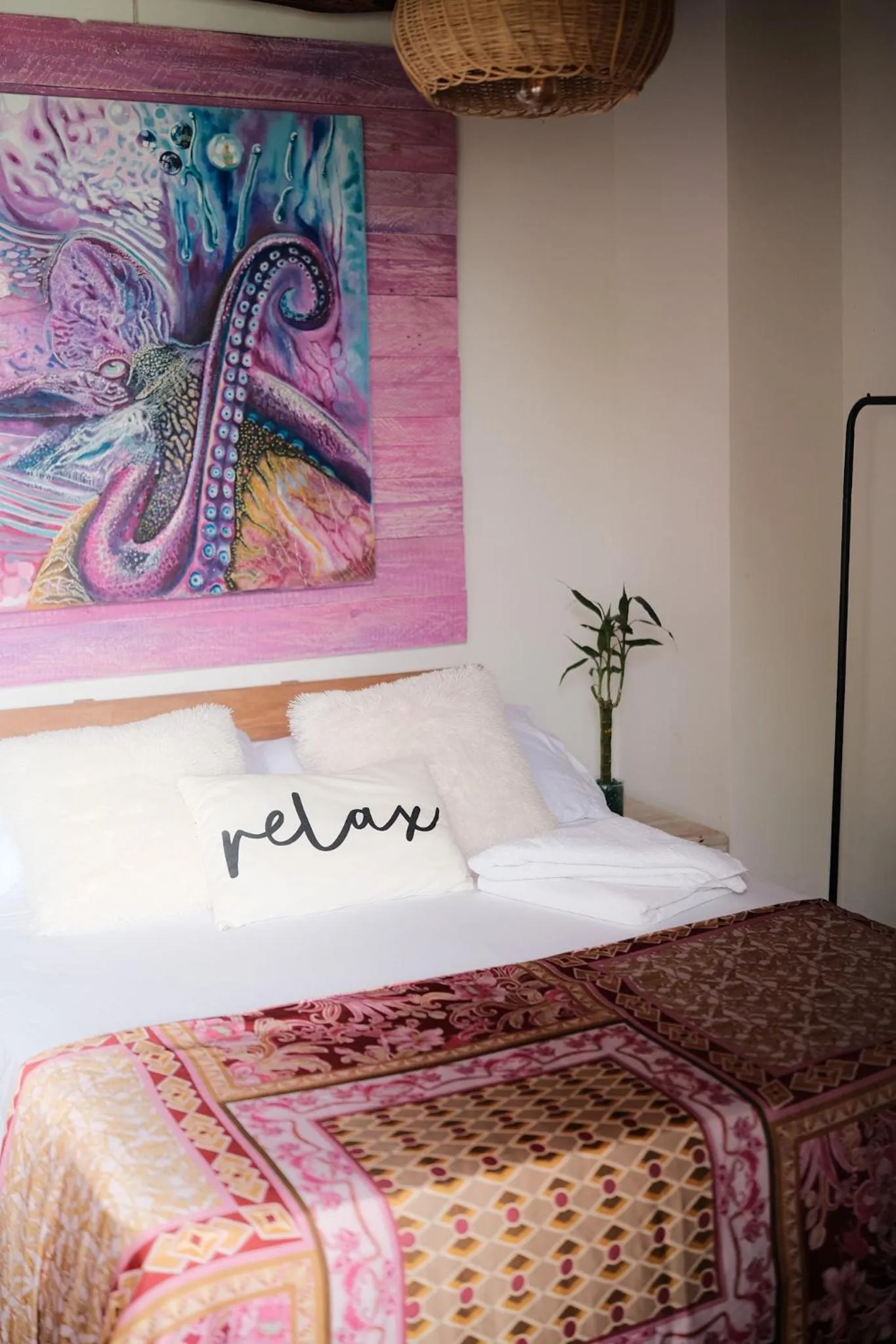 Bed in Cristal Blue Barú