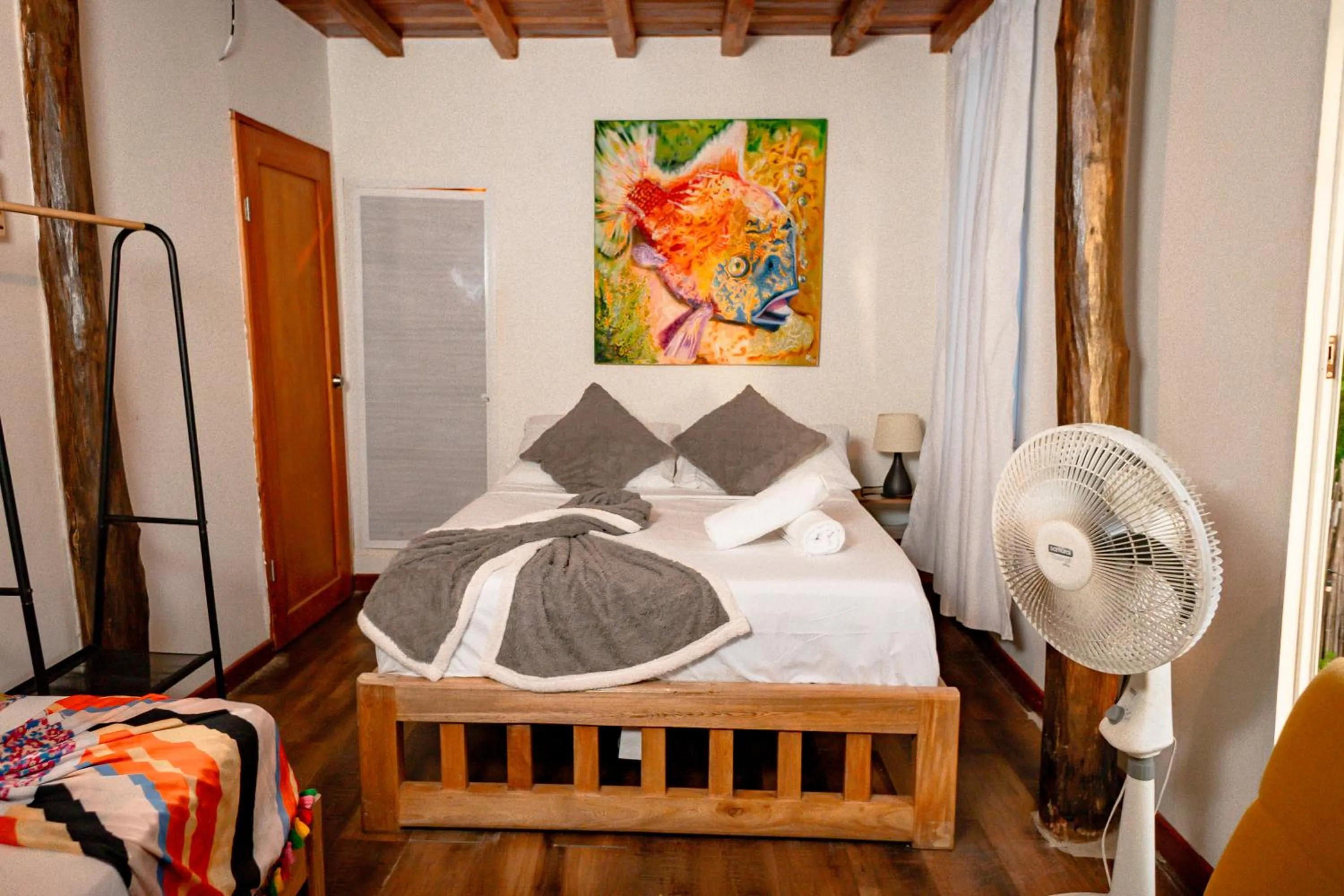 Bed in Cristal Blue Barú