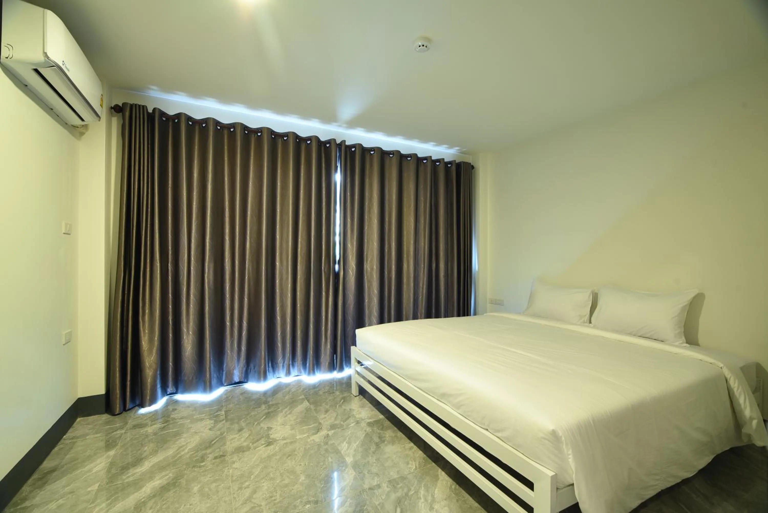 Bed in KOKO Party Hostel 18-40