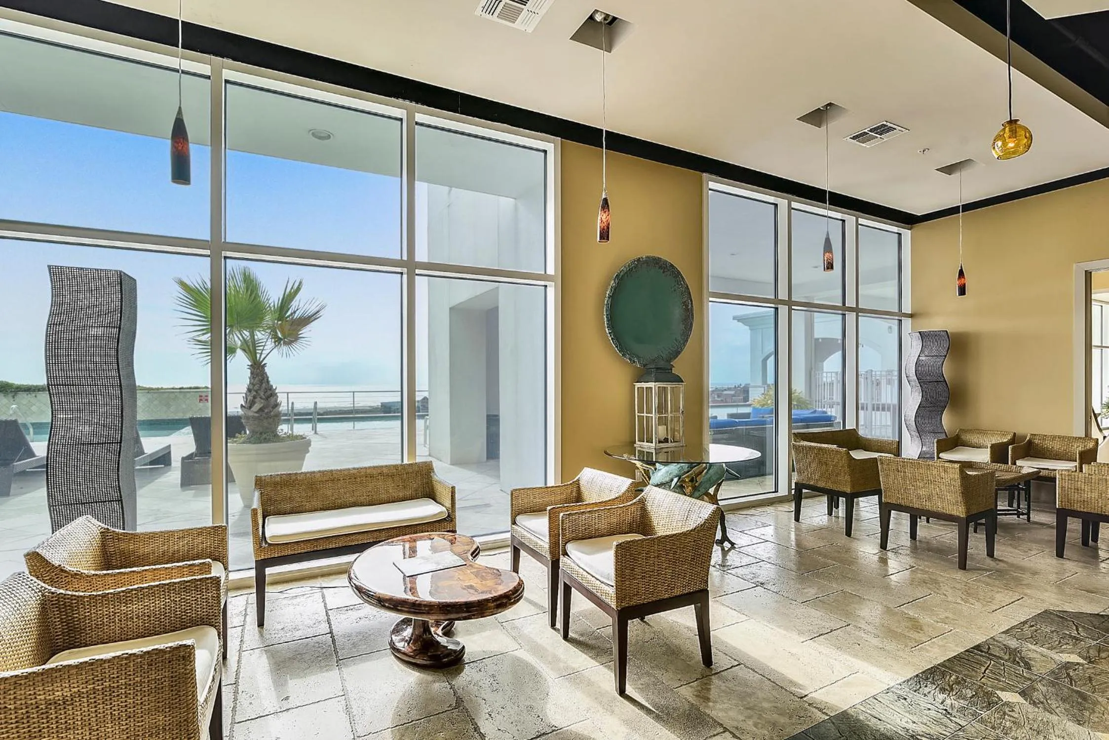 Property building in Emerald 705