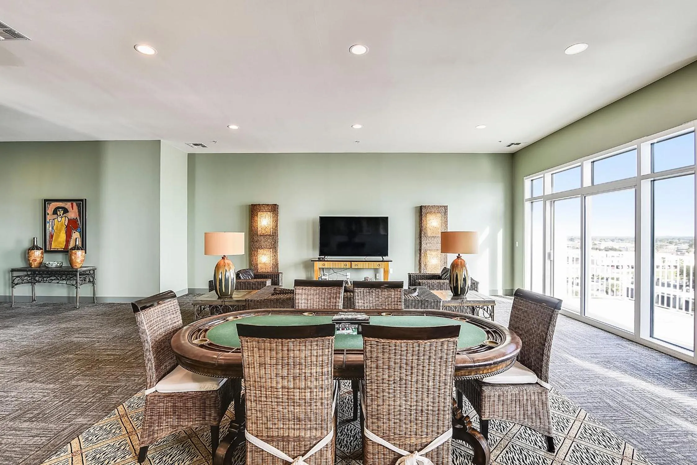 Property building in Emerald 705