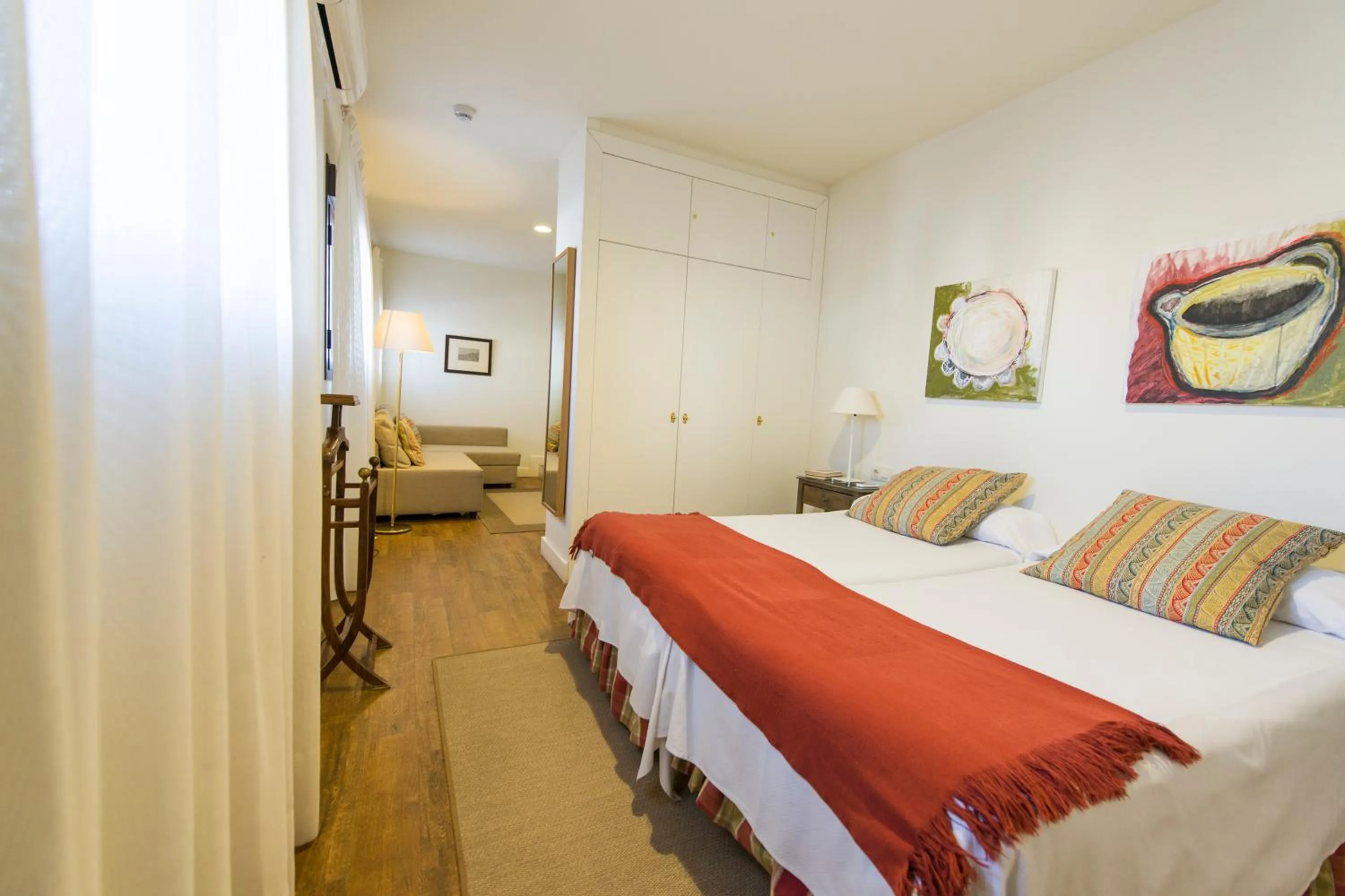 Photo of the whole room, Bed in Hotel Alcántara