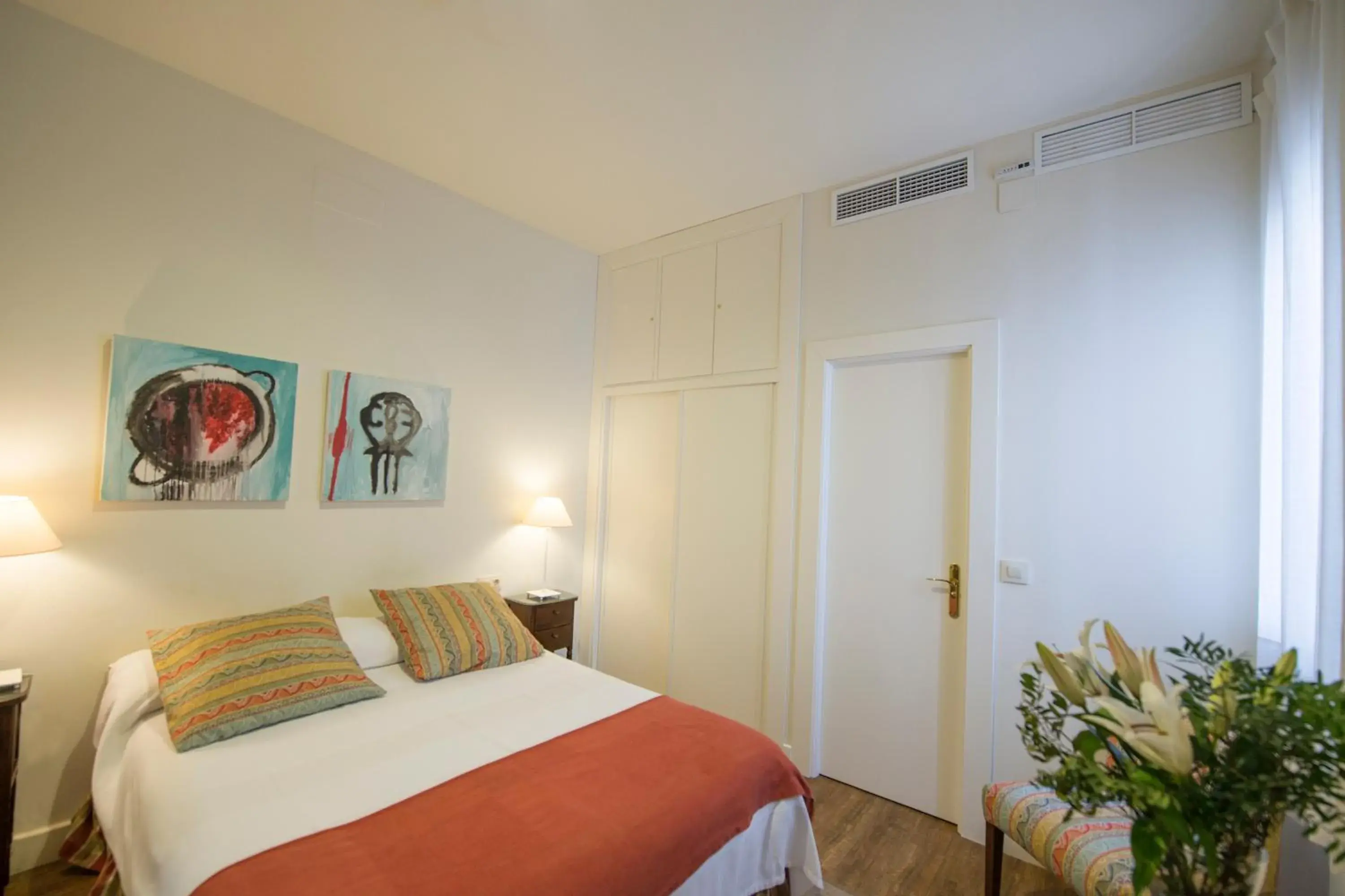 Double Room - Ground Floor in Hotel Alcántara Double Room - Ground Floor in Hotel Alcántara