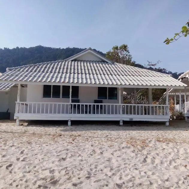 Balcony/Terrace in Thong Nai Pan Beach Resort