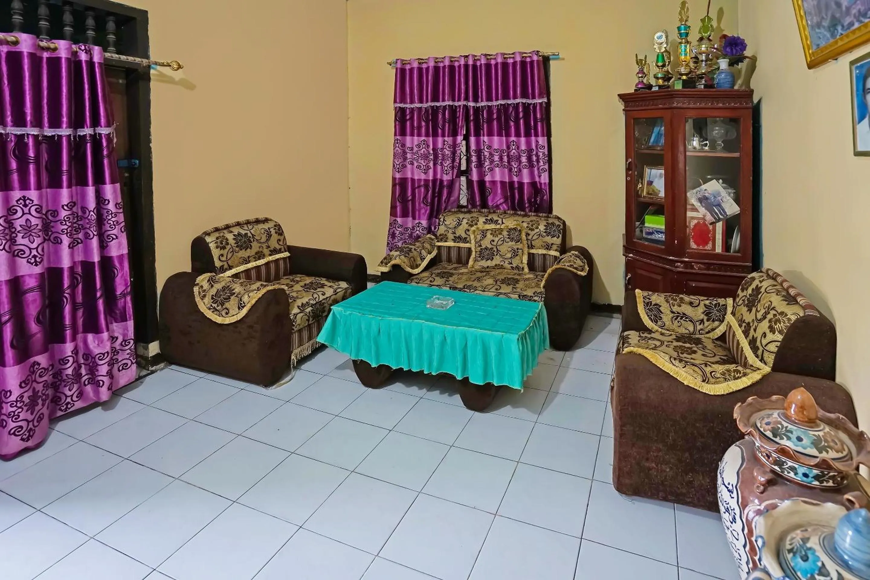 Lobby or reception in Hotel O Arfan HouseNearDanau Ranau