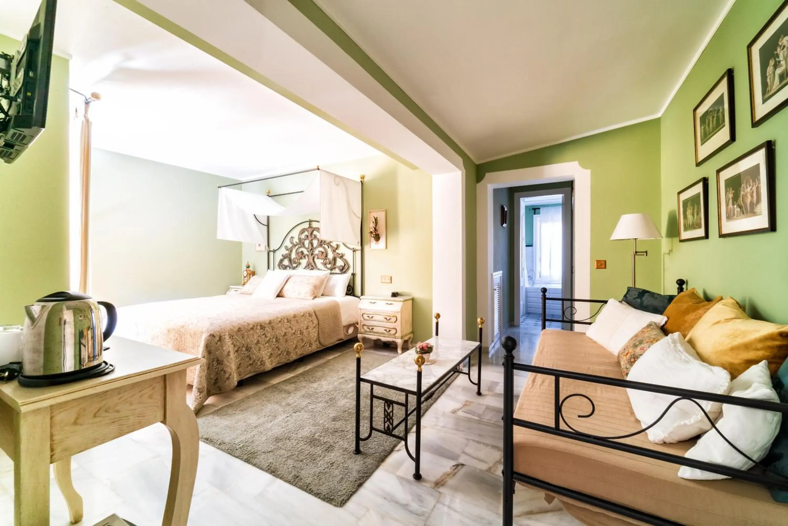 Double Room with Patio in Family hotel Al- Ana Marbella Double Room with Patio in Family hotel Al- Ana Marbella