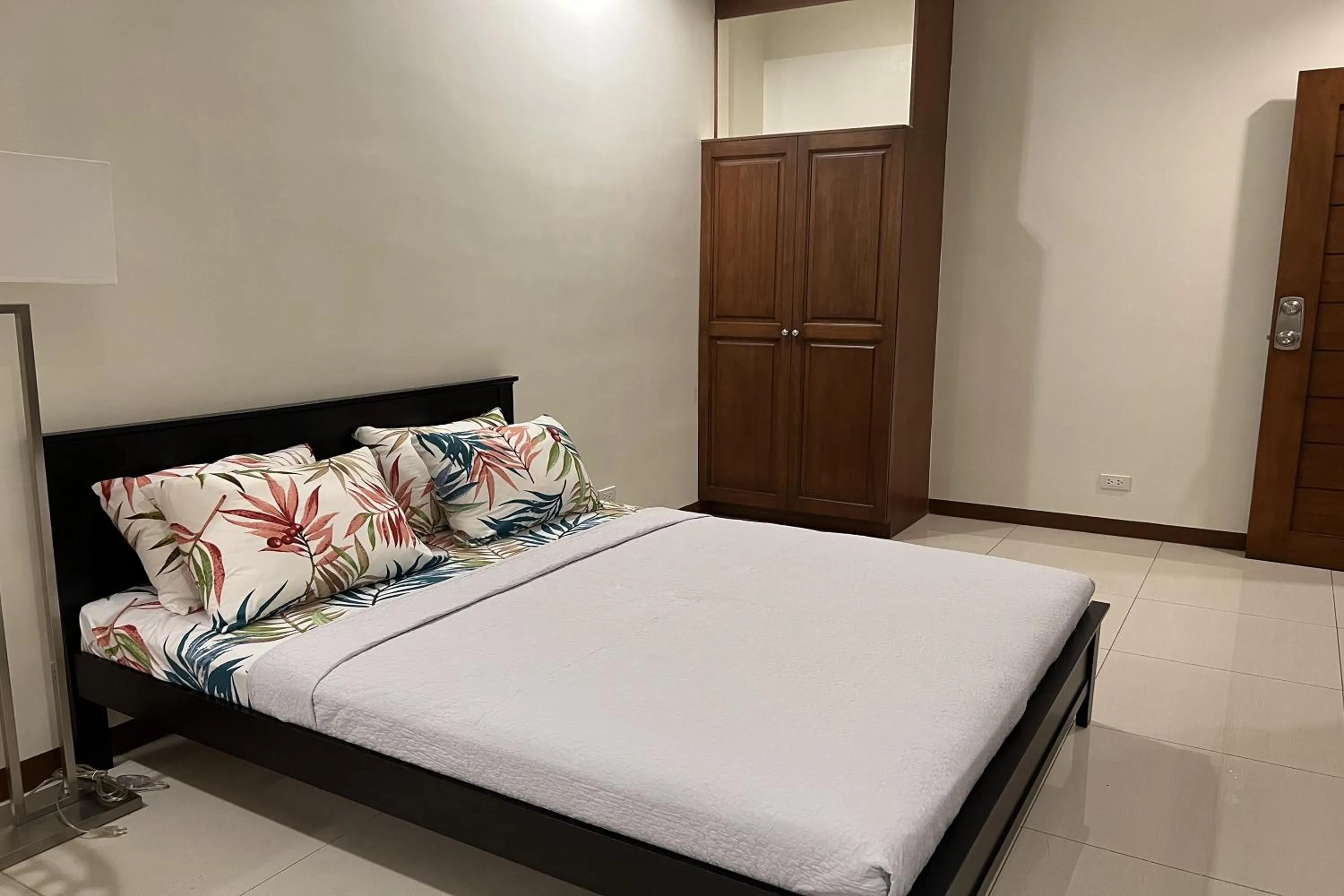 Bed in Verjandel Residences