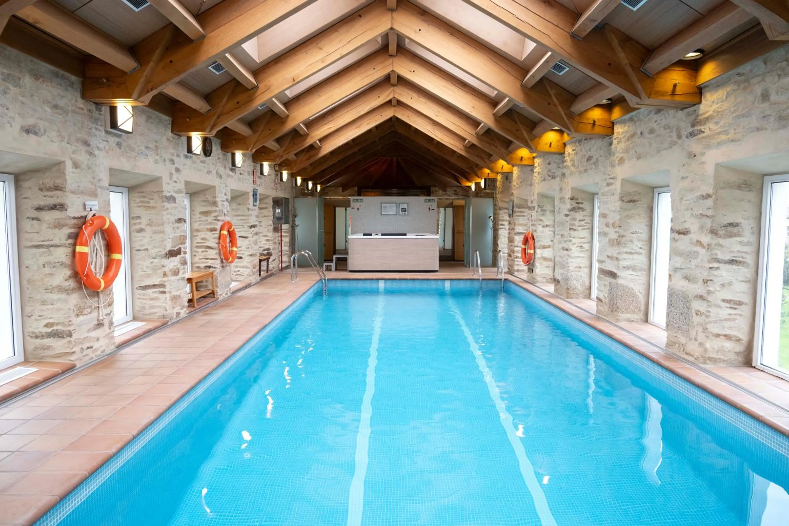 Swimming pool in San Francisco Hotel Monumento