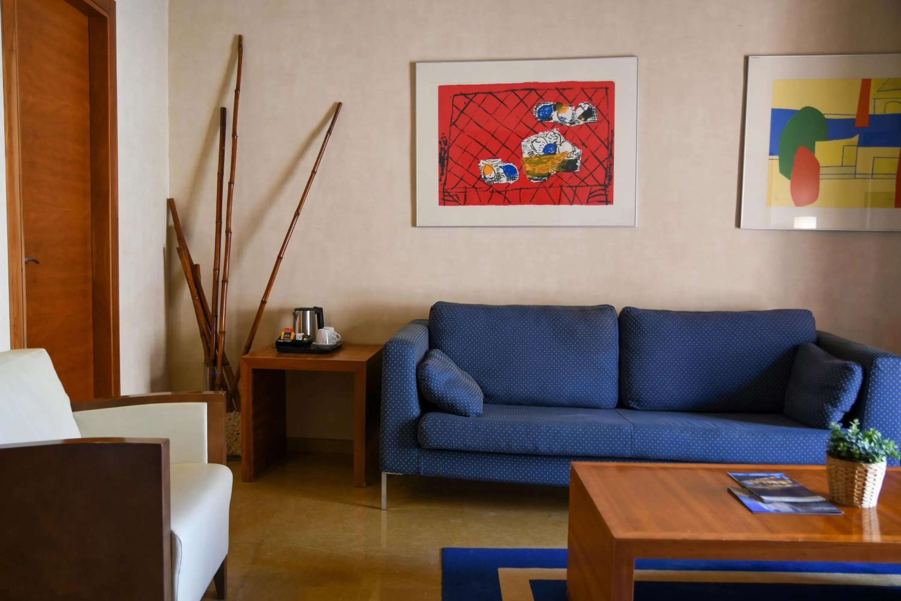 Living room in Sercotel Palacio de Tudemir