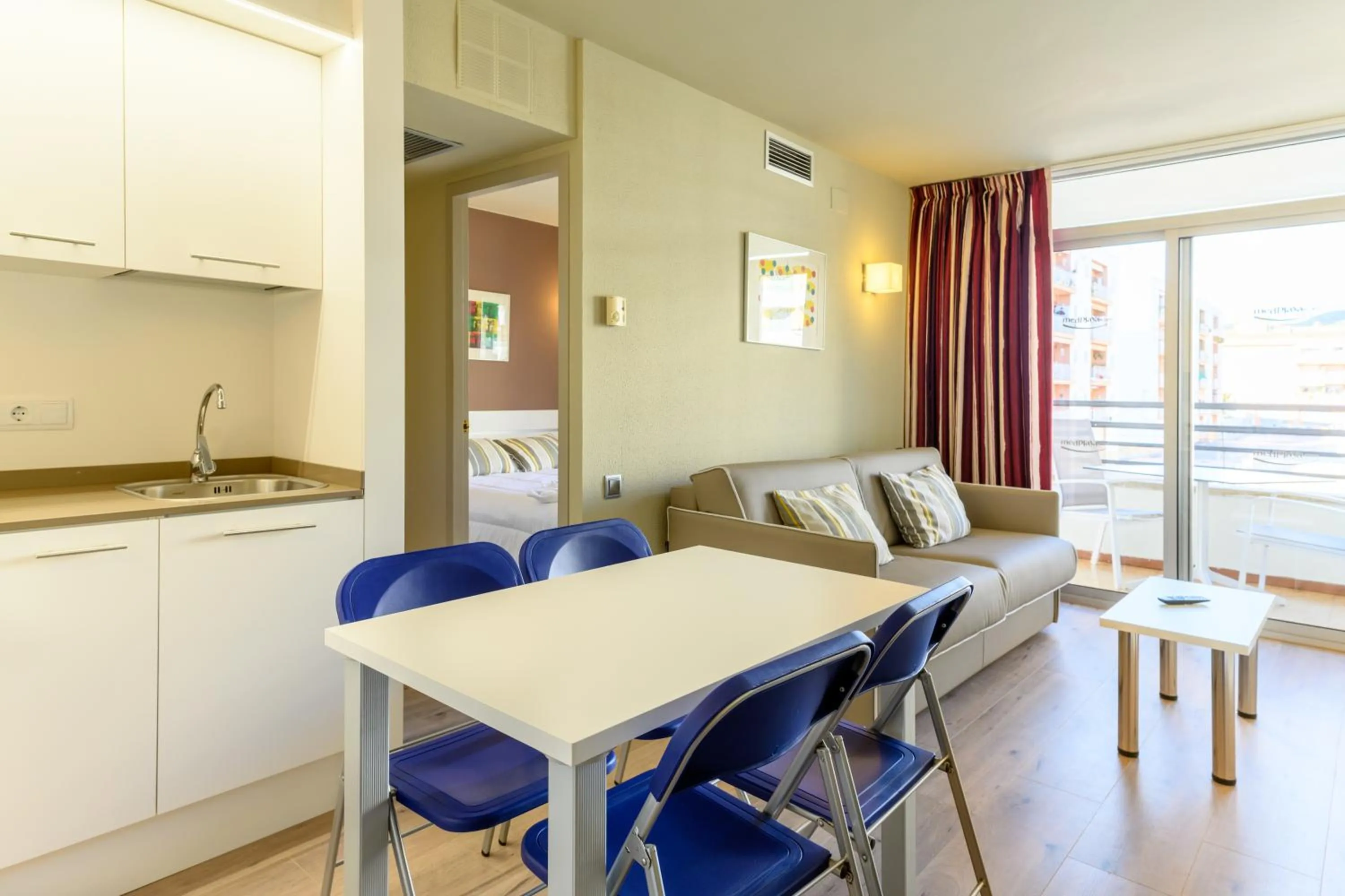 Bed in Medplaya Aparthotel Esmeraldas