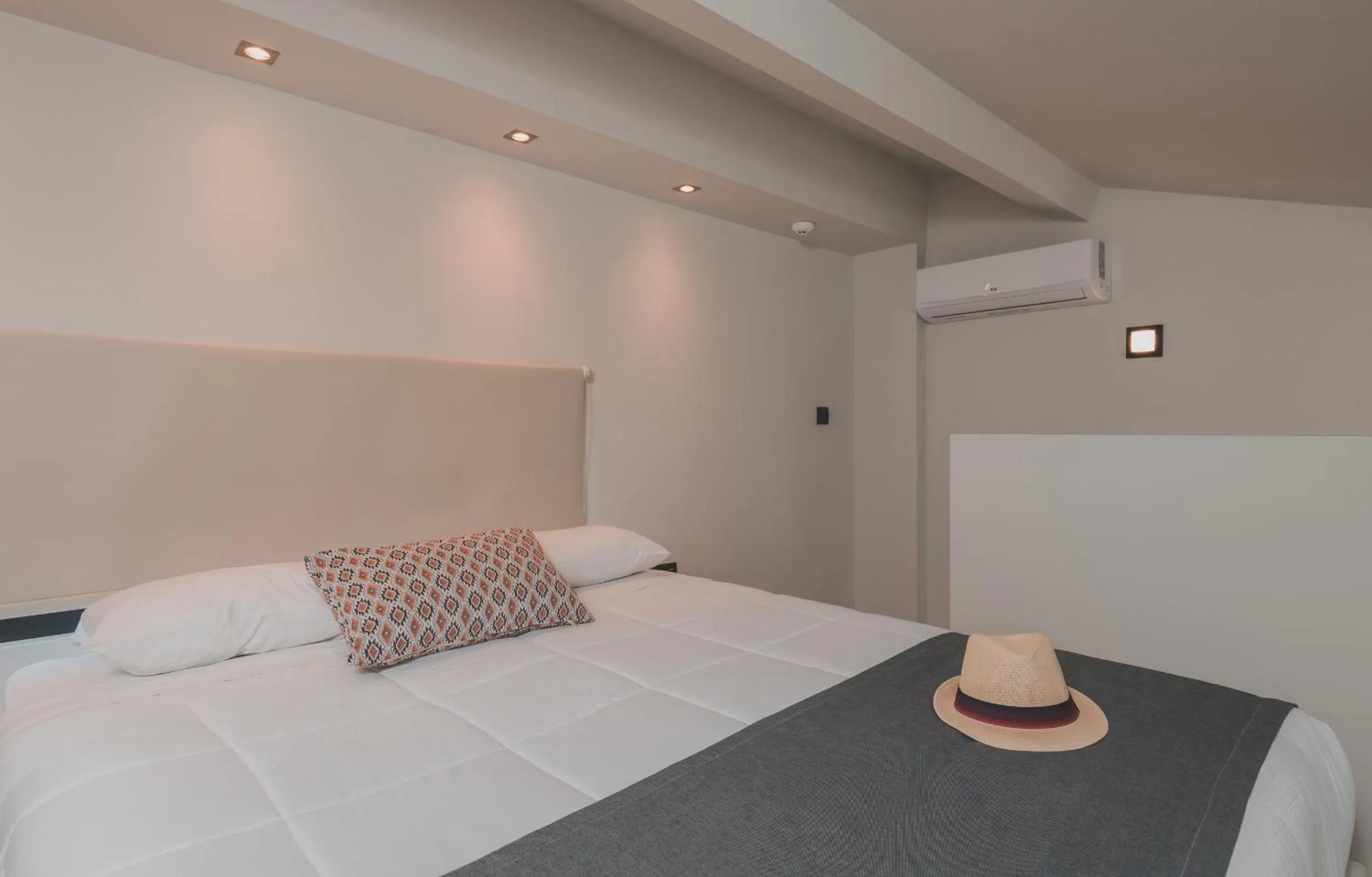 Bedroom, Bed in Cavo di Suites