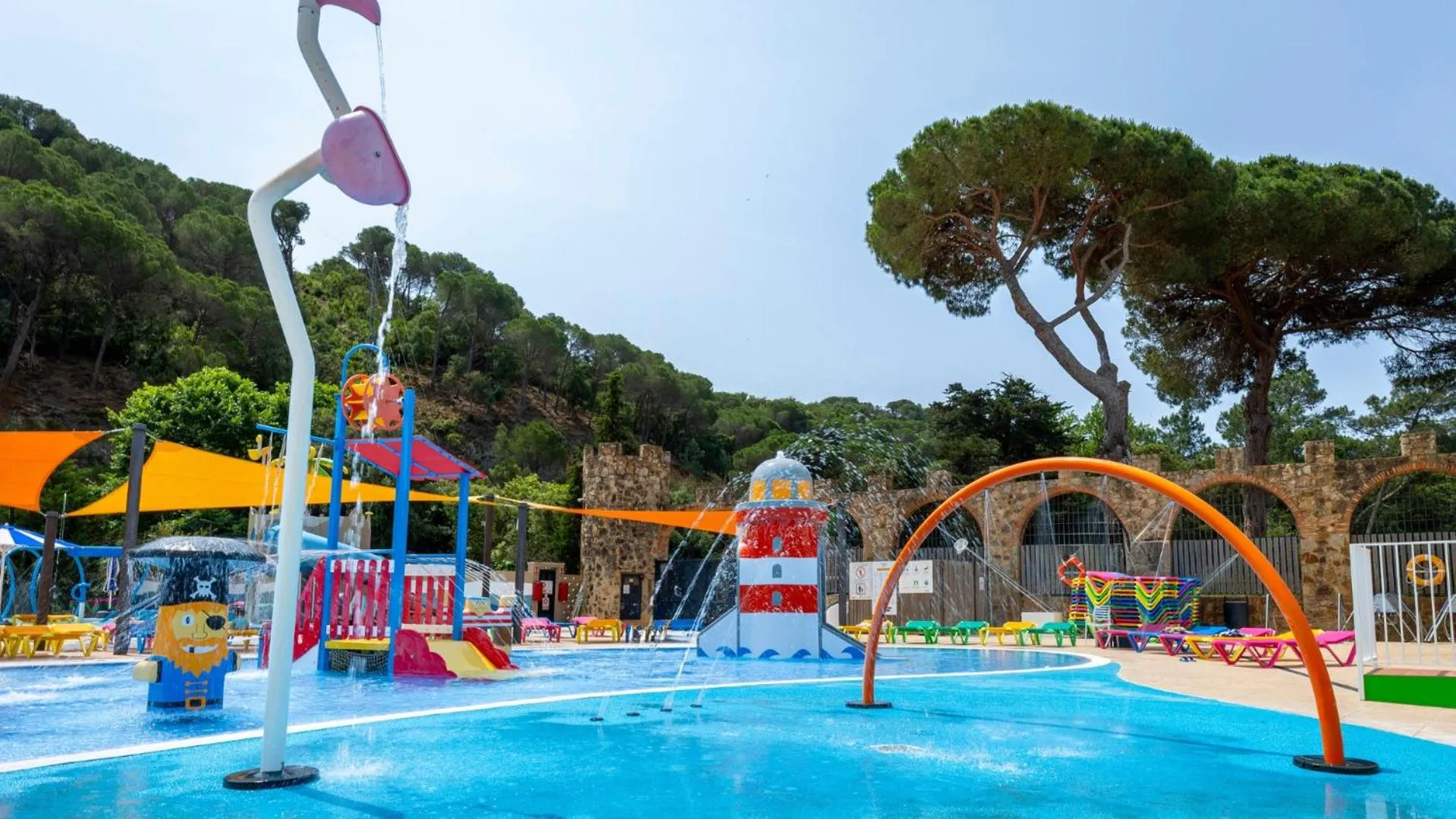 Aqua park in Medplaya Aparthotel Sant Eloi