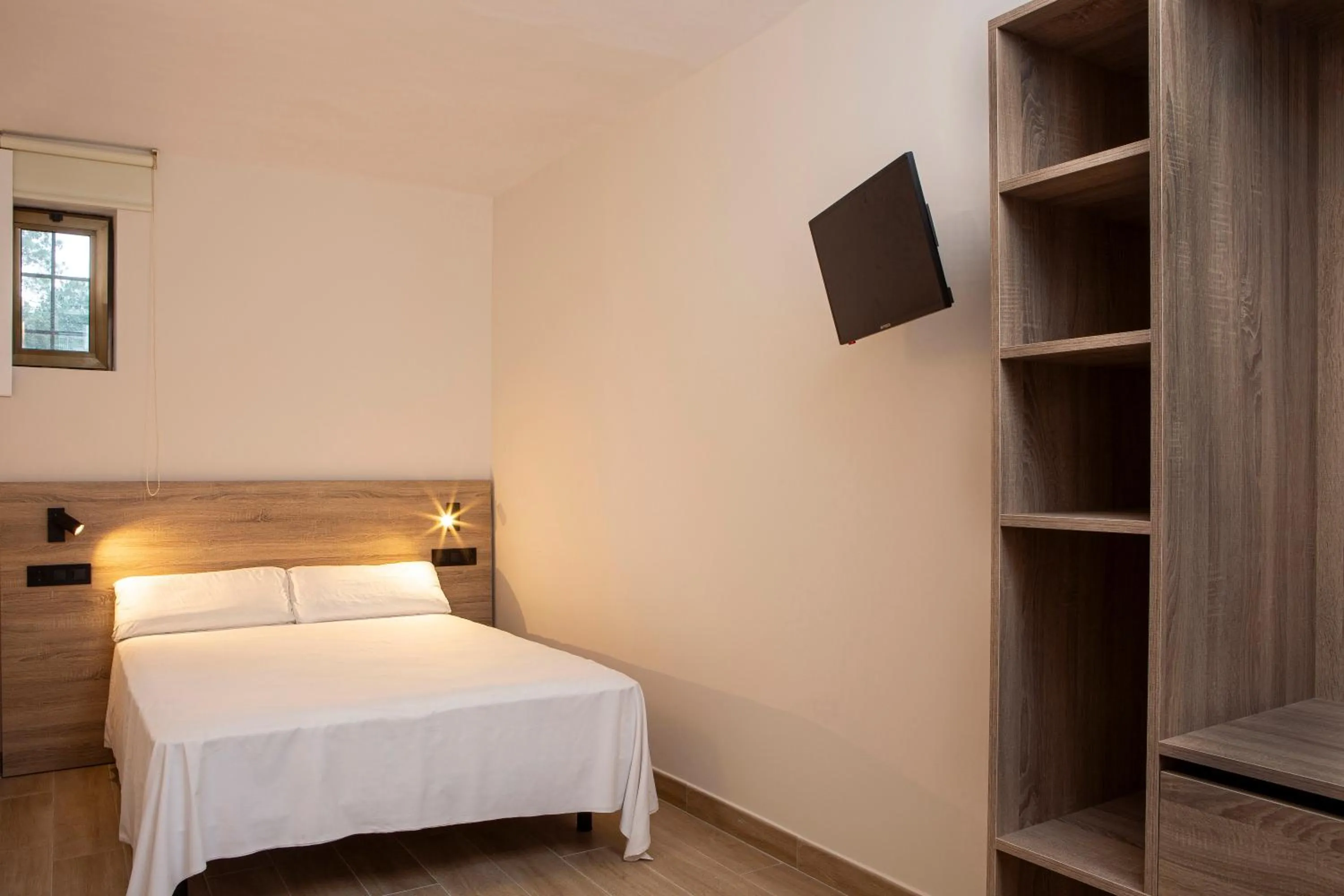 Bedroom, Bed in Medplaya Aparthotel Sant Eloi