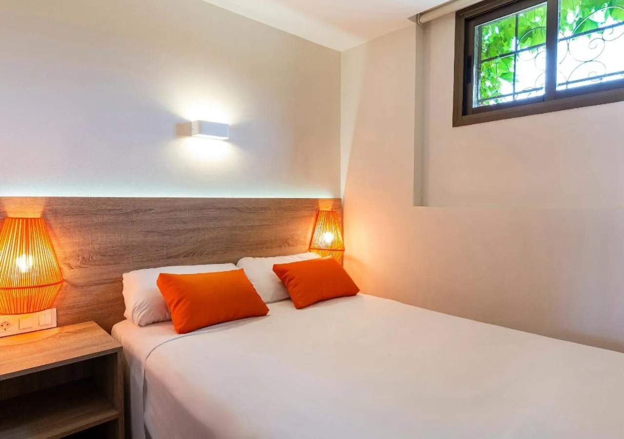 Bed in Medplaya Aparthotel Sant Eloi